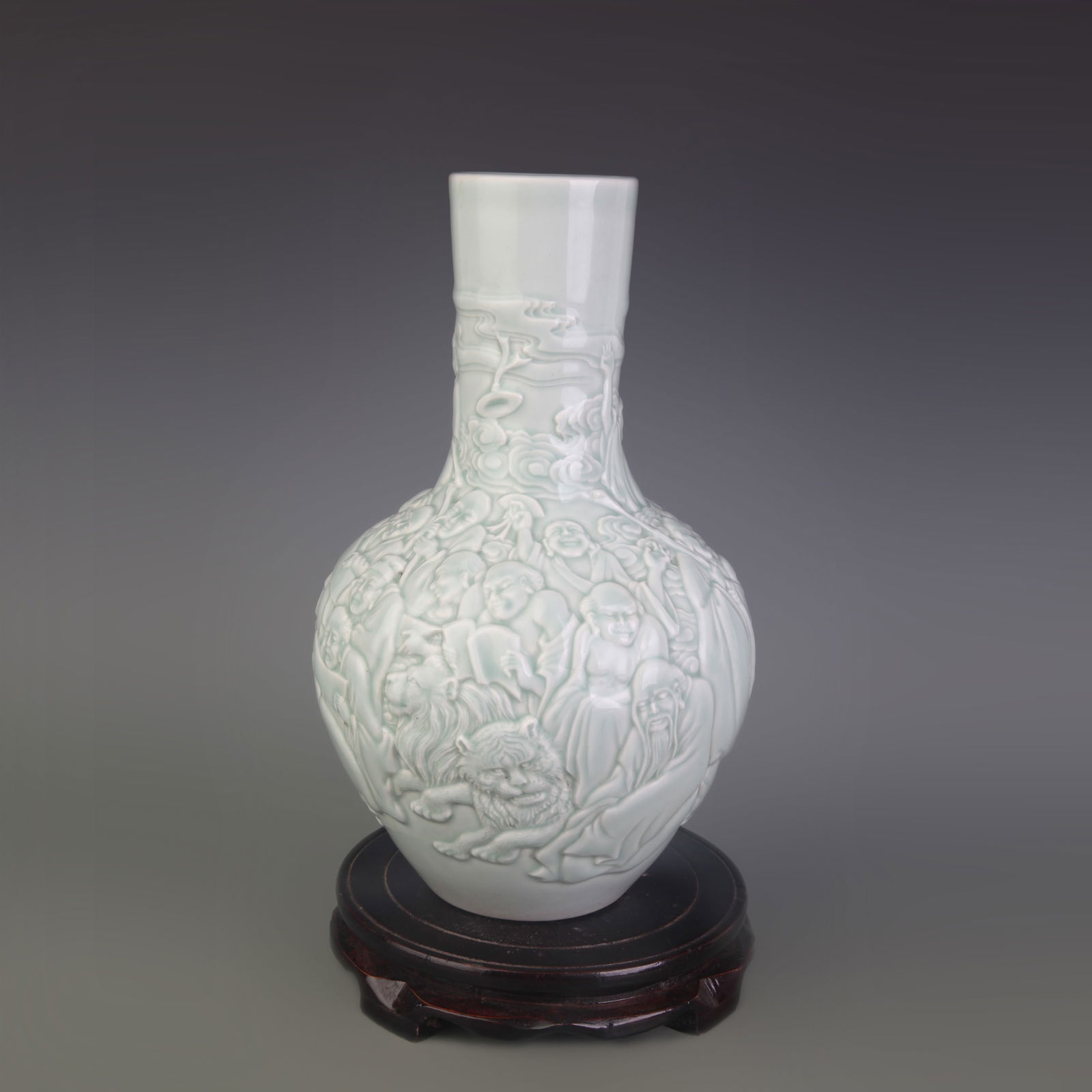 CELADON GLAZE GLOBE PORCELAIN VASE WITH CARVED FIGURES: Qing Dynasty Qian Long Period; Diameter: 3.4 inch; High:11.1 inch