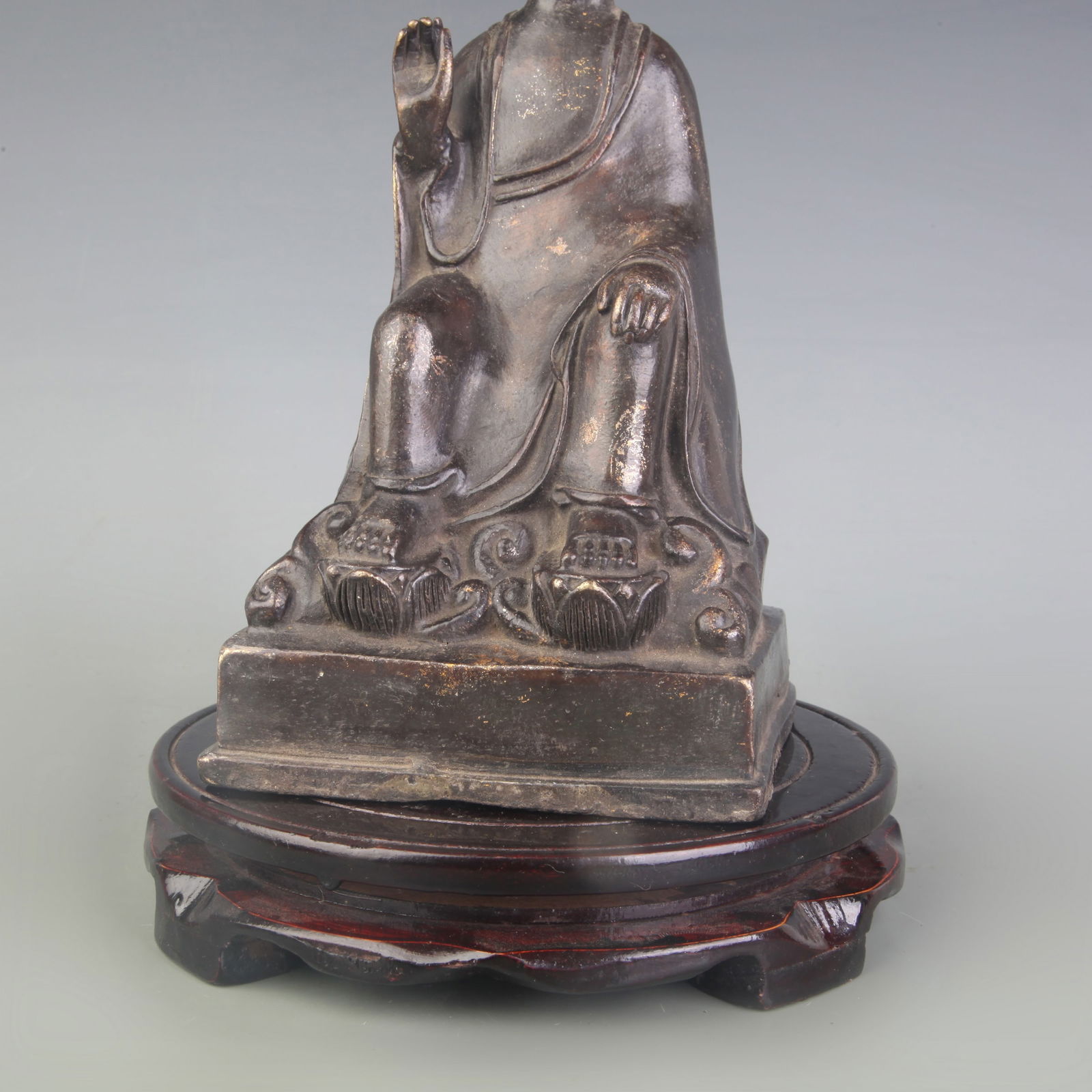 A FINE BRONZE BUDDHA STATUE - 3