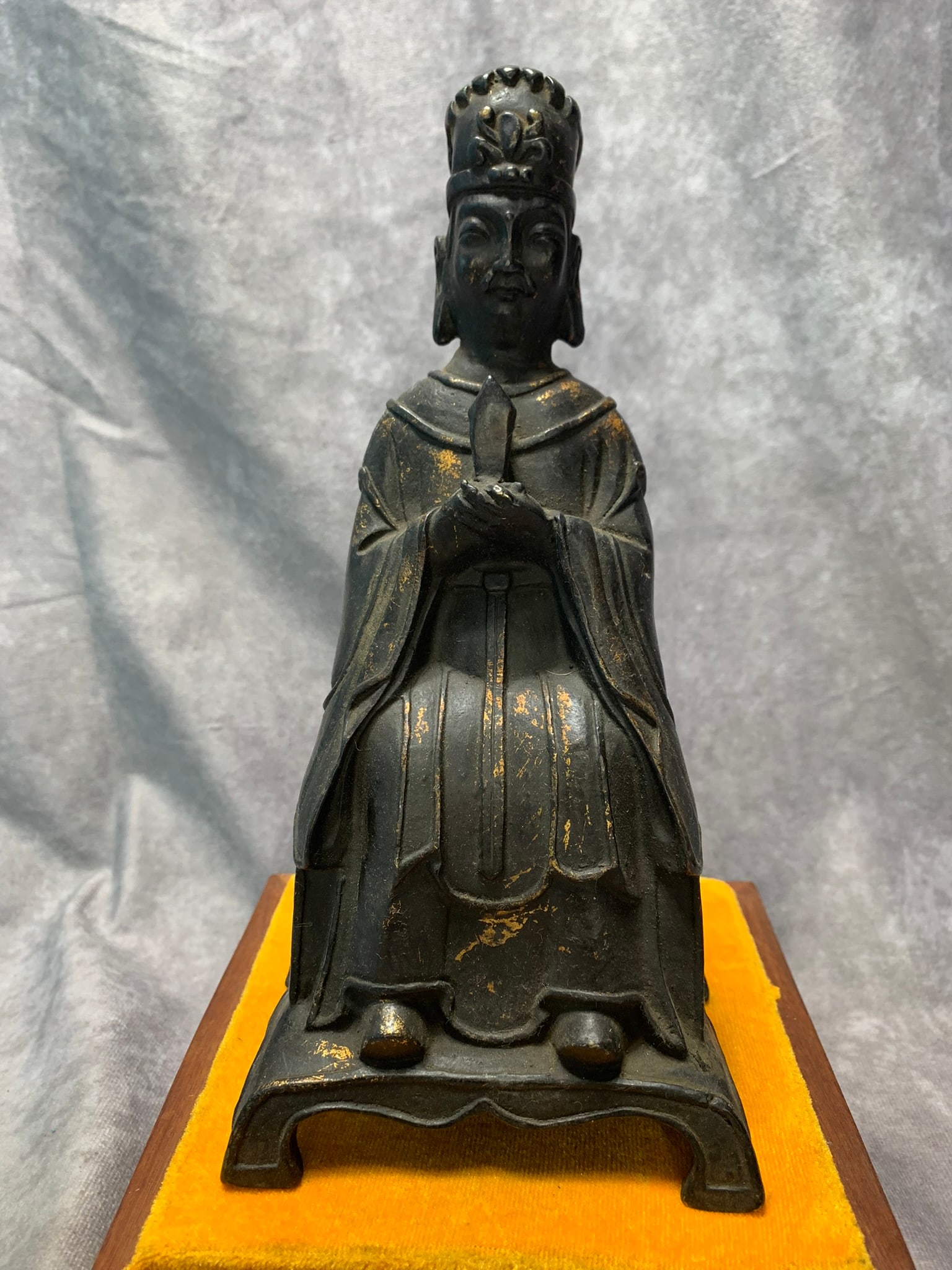 REPUBLIC OF CHINA YEAR 16 (1927) BRONZE CIVIL WEALTH GOD: Republic Period; Long: 4.4 inch; High: 8.7 inch;