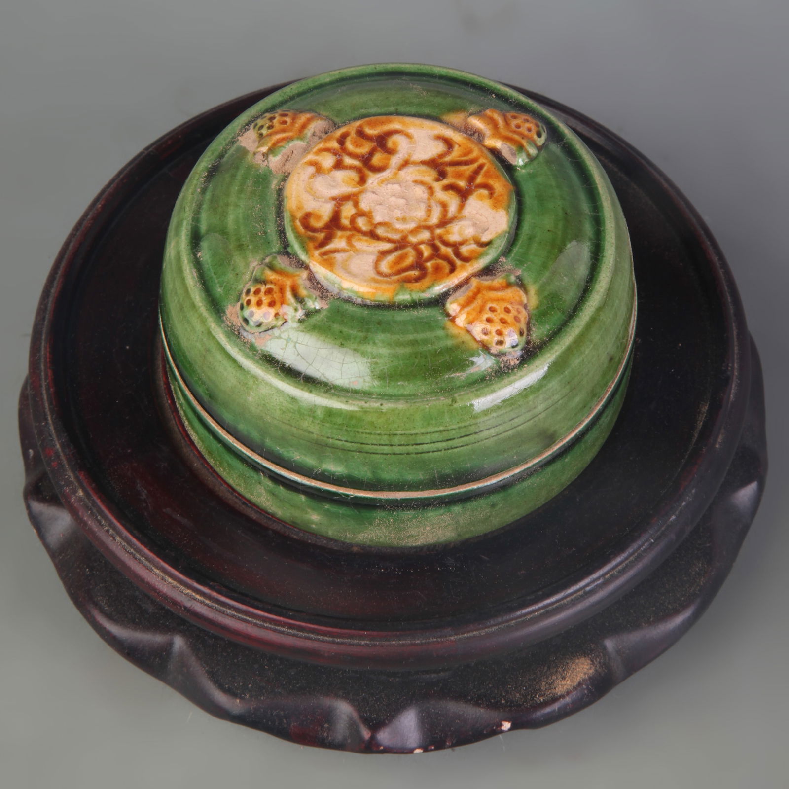 SANCAI COLOR CLAY BOX: Diameter: 3.0in; Width: 1.8in