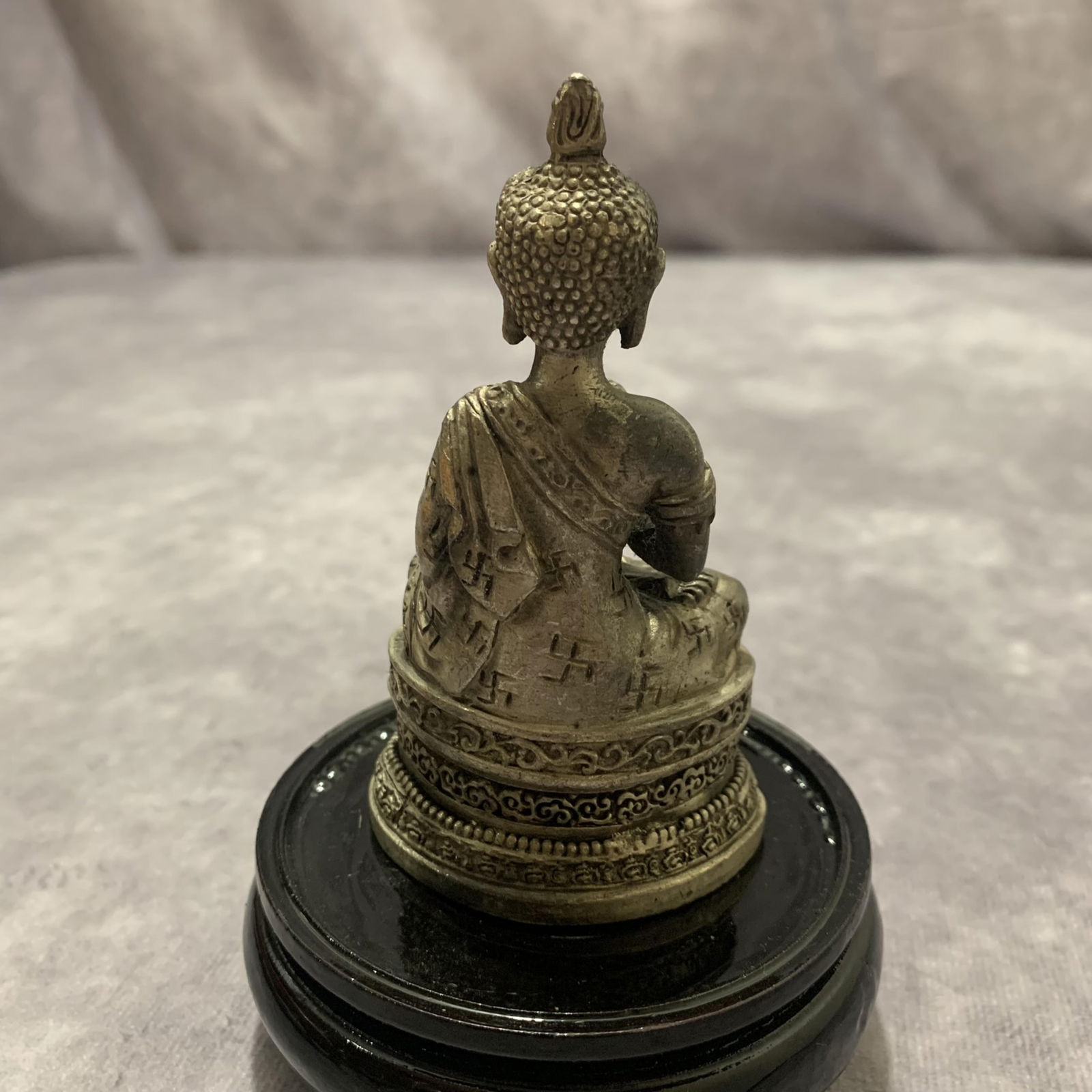 A FINE SMALL TIBETAN BUDDHIST STATUES - 3