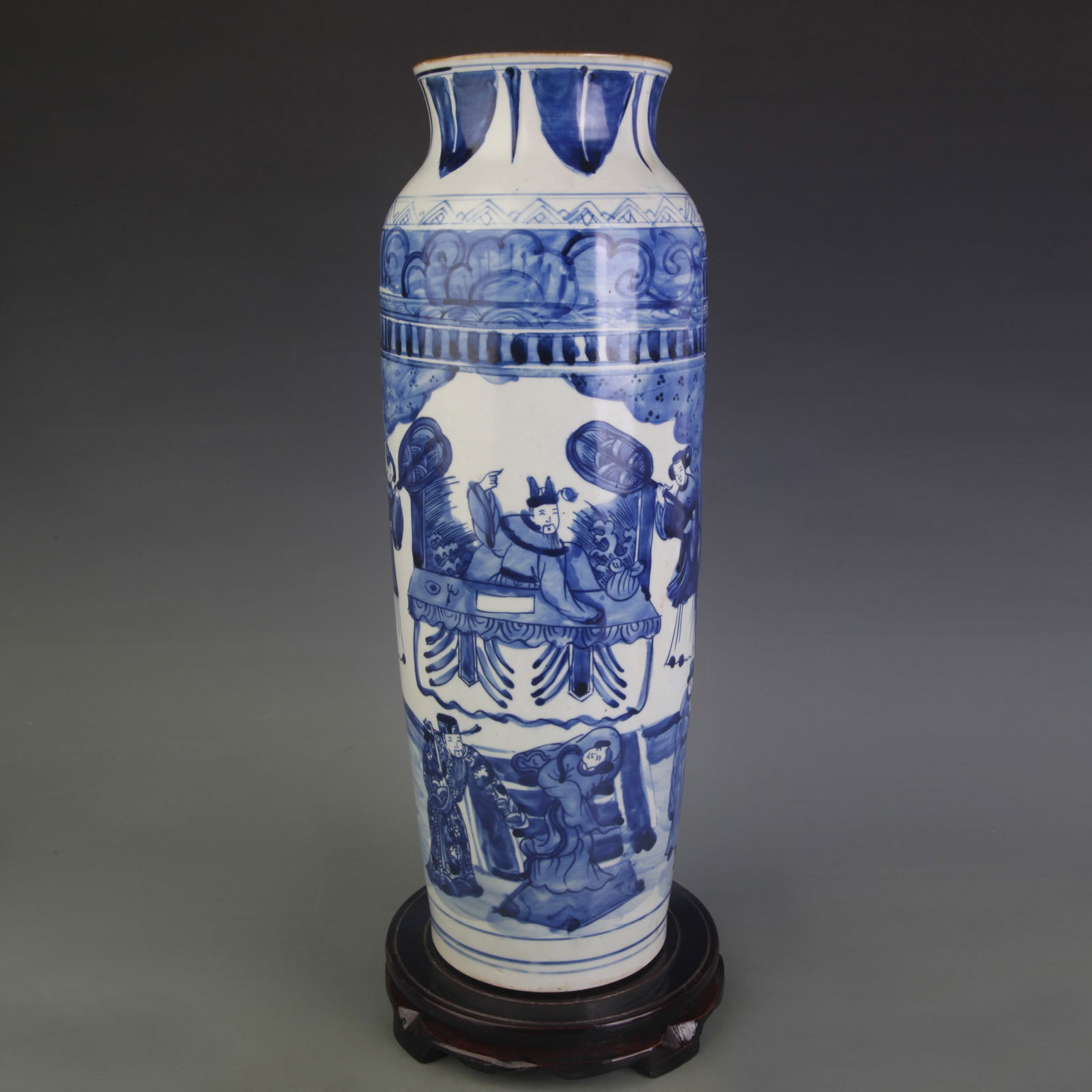 BLUE-AND-WHITE FIGURE SLEEVE VASE (1 of 5)