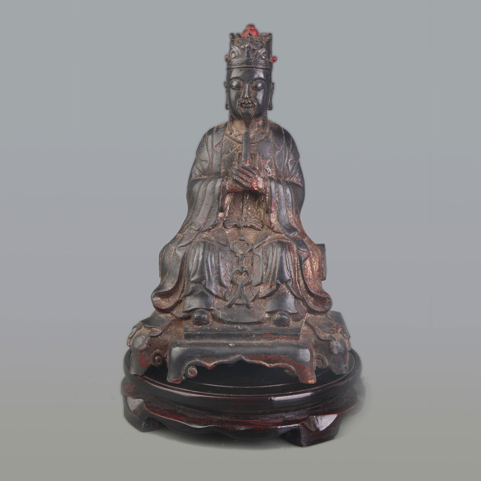 A FINE BRONZE OFFICIAL FIGURE: Qing Dynasty; Width: 4.8 inch; High: 9.5 inch;