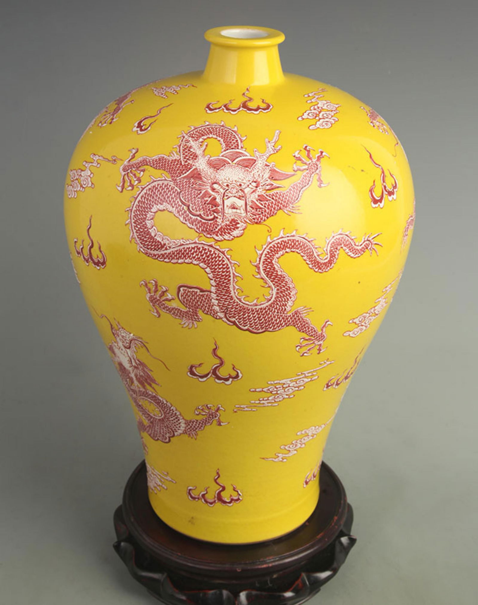 YELLOW GROUND PLUM VASE WITH RED DRAGON PATTERN (1 of 5)