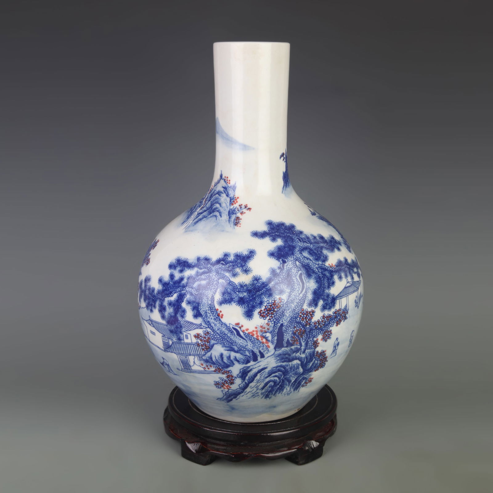 BLUE AND WHITE UNDERGLAZE-RED GLOBULAR PORCELAIN VASE: Qing Dynasty Yong Zheng Period; Diameter: 8.5 inch; High:14.0 inch
