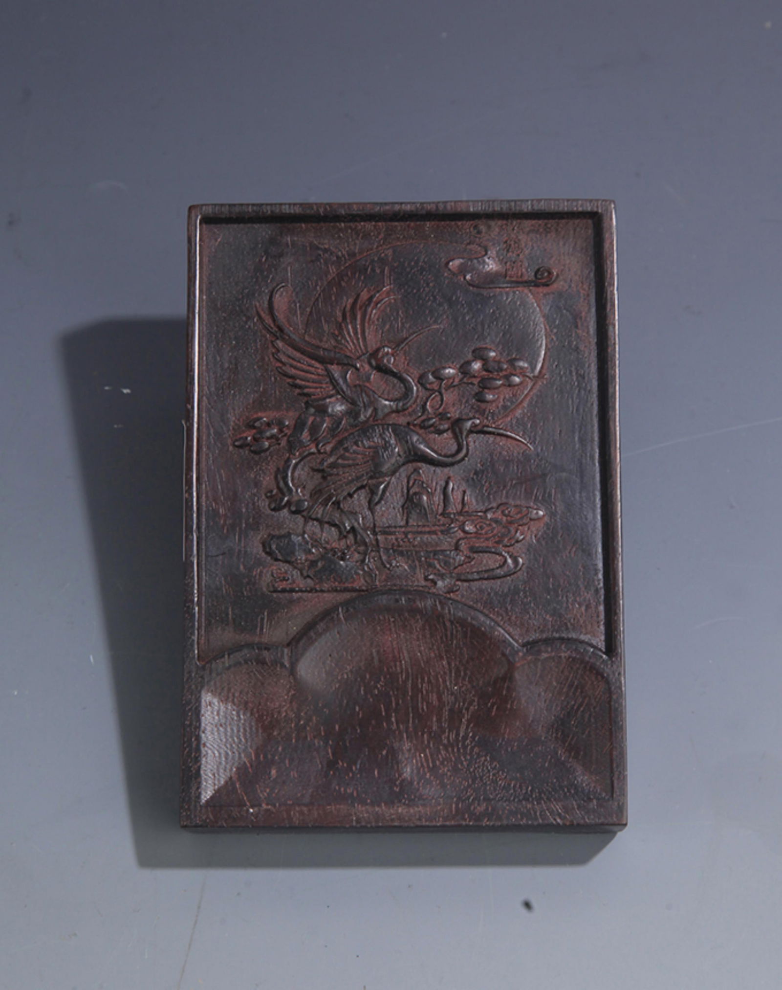 A ROSEWOOD CRANE CARVING BRUSH LICK JAR: 20th Century, High: 0.75 inch; Long: 5.0 inch; Width: 3.5 inch;