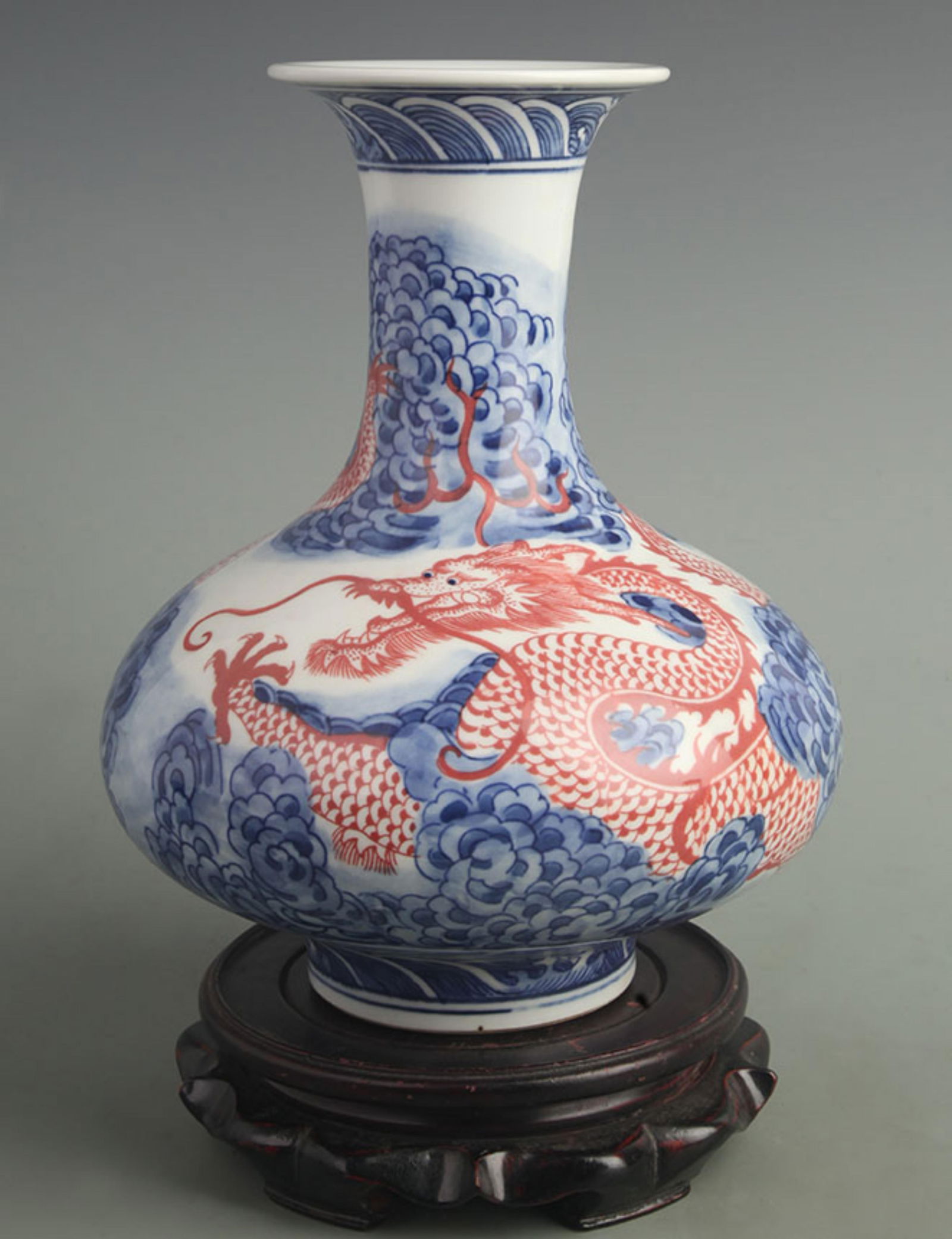 BLUE AND WHITE UNDERGLAZE RED DRAGON PATTERN FLAT BELLY VASE: Qing Dynasty Yong Zheng Period; High: 10.2 inch; Width: 8.00 inch