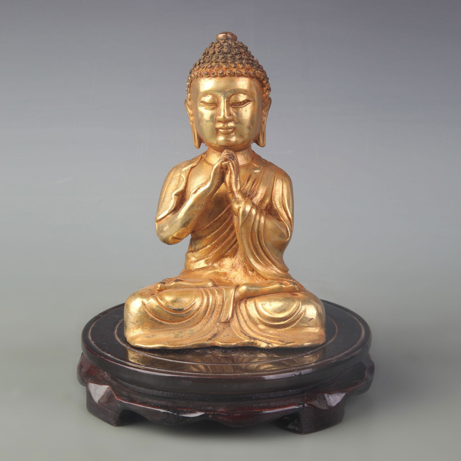 A SMALL BRONZE SHAKYAMUNI BUDDHA STATUE: Qing Dynasty; High: 6.6 inch;