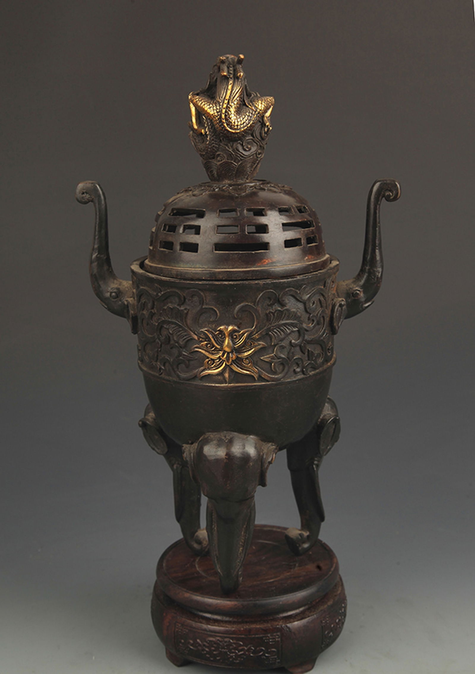 RARE FINE ELEPHANT FOOT DRAGON TOP BRONZE INCENSE BURNER: Ming Dynasty, High: 12.00 inch; Width: 4.5 inch;