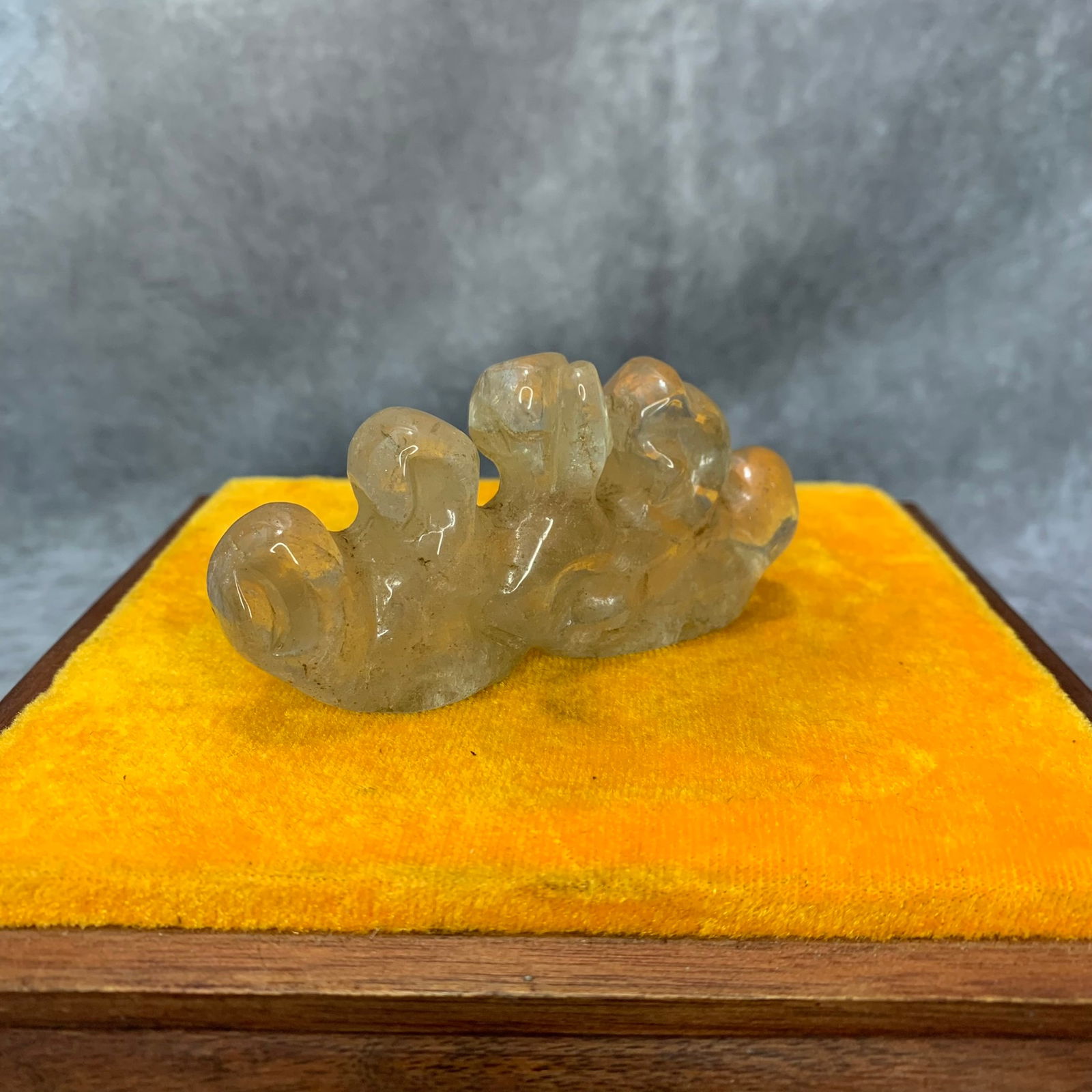 A FINE CRYSTAL MADE PEN STAND - 3