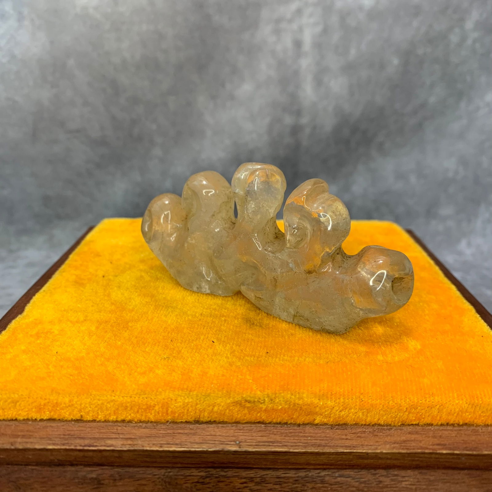 A FINE CRYSTAL MADE PEN STAND - 4