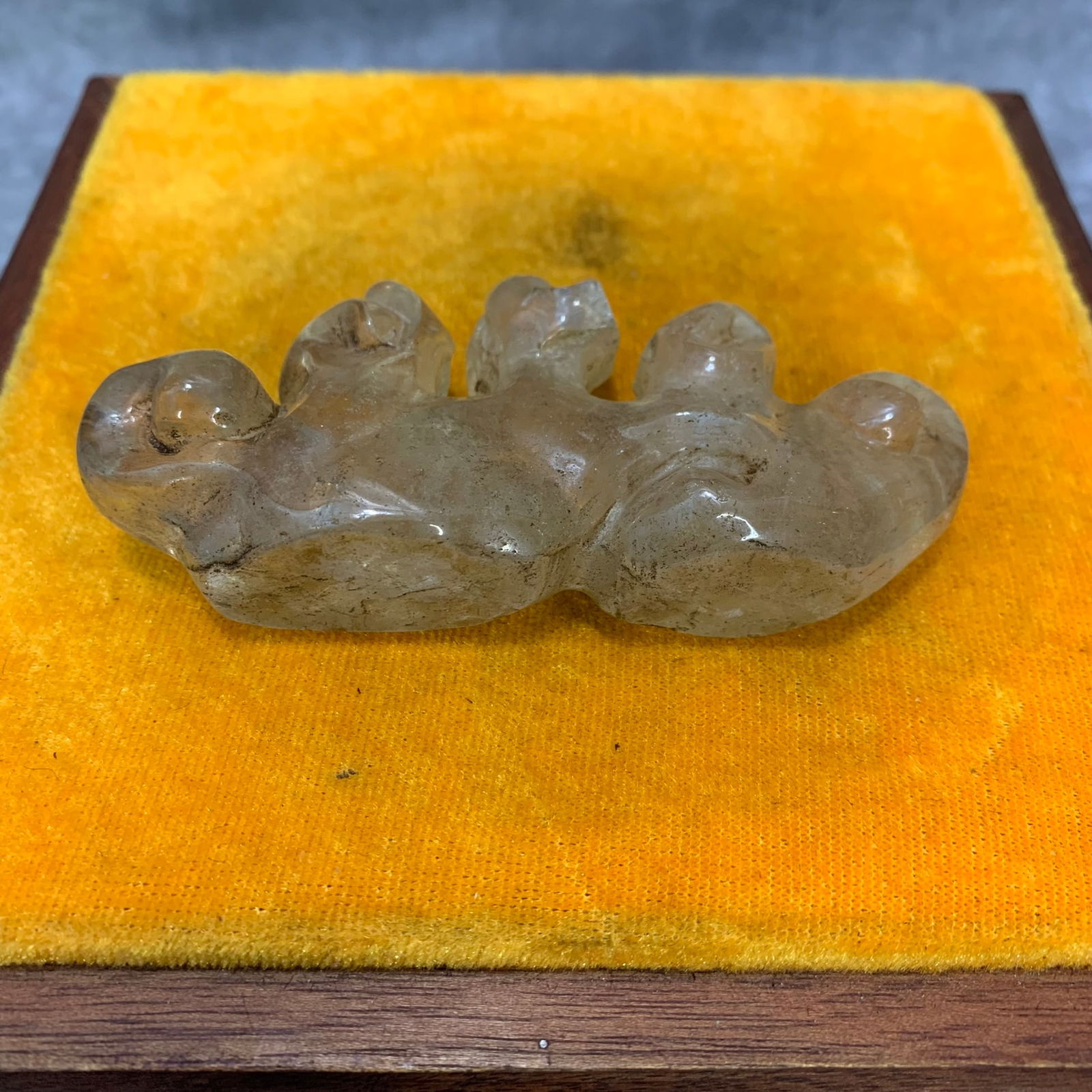 A FINE CRYSTAL MADE PEN STAND - 5