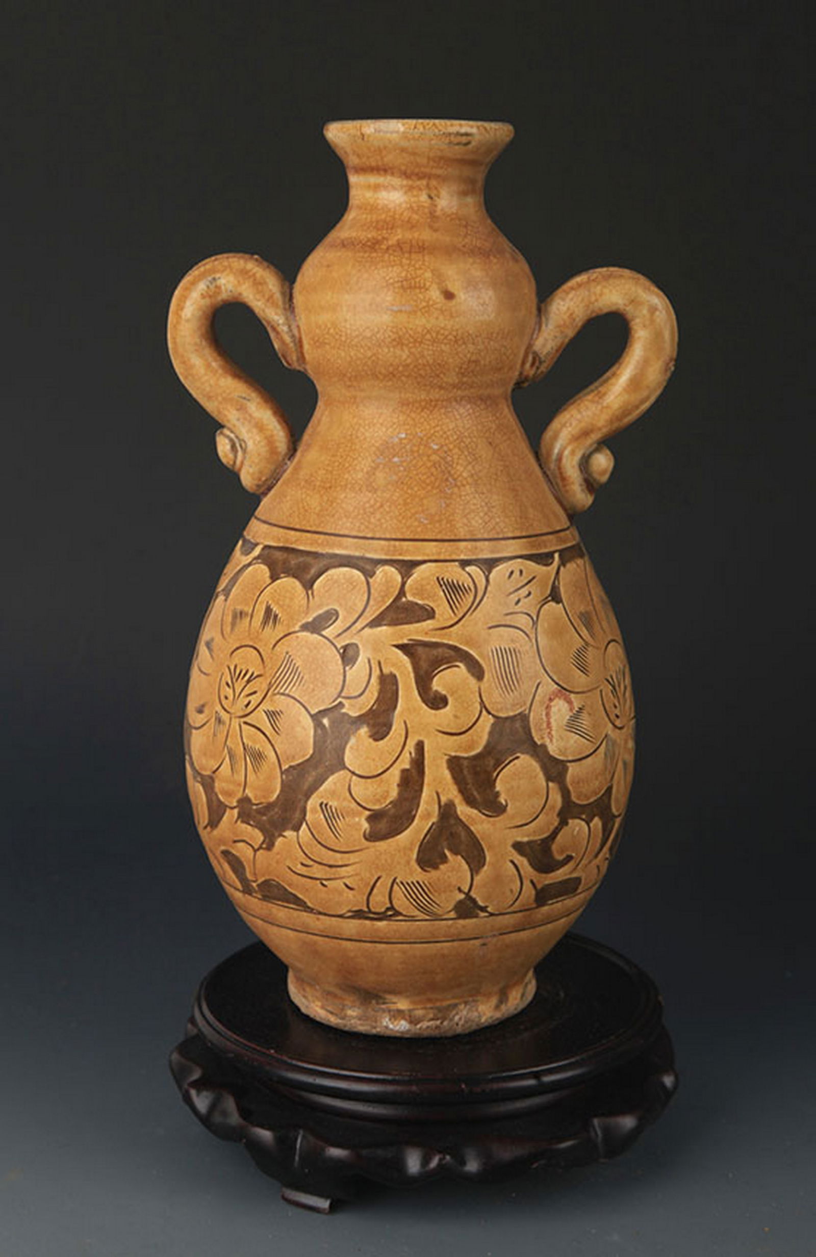 CIZHOU KILN DOUBLE EAR CALABASH SHAPED VASE: Song Dynasty Style, High: 9.25 inch; Width: 5.0 inch; Diameter: 1.75 inch;