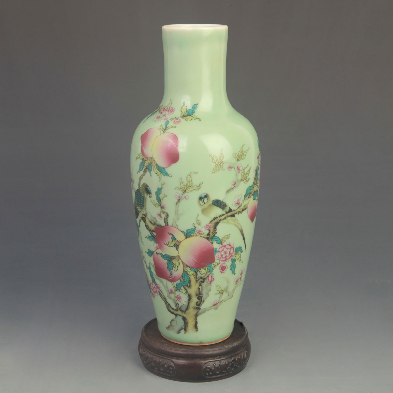 FAMILLE ROSE FLOWER AND BIRD STRAIGHT-MOUTHED PORCELAIN VASE: Qing Dynasty Qian Long Period; High: 10.5 inch; Diameter: 3.80 inch