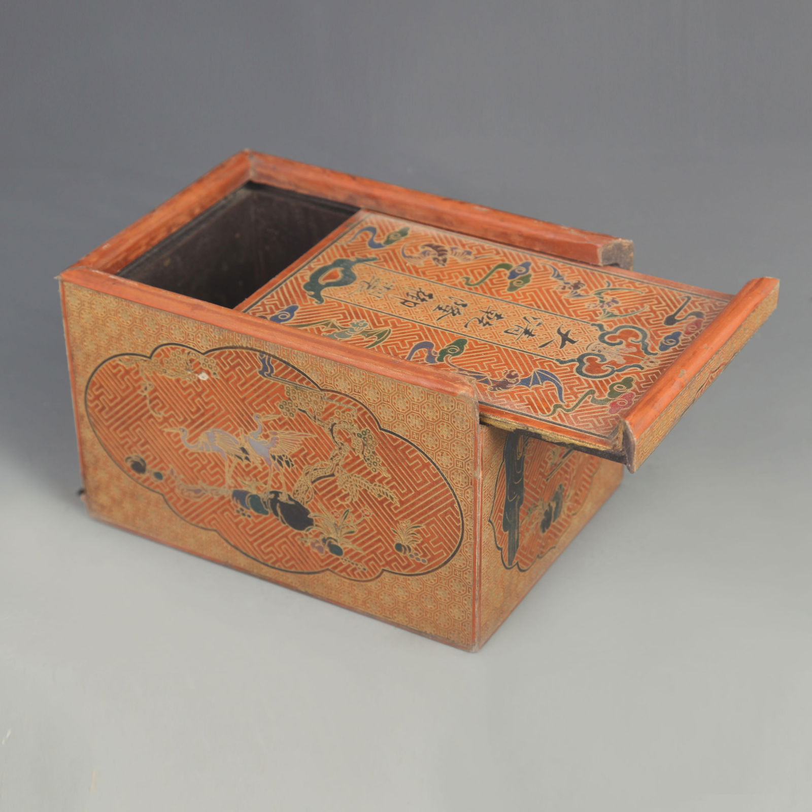GOLD PAINTED PINE AND CRANE LONGEVITY PATTERN WOODEN STAMP BOX: Qing Dynasty Qian Long Period; High: 4.25 inch; Width: 4.75 inch; Long: 6.75 inch