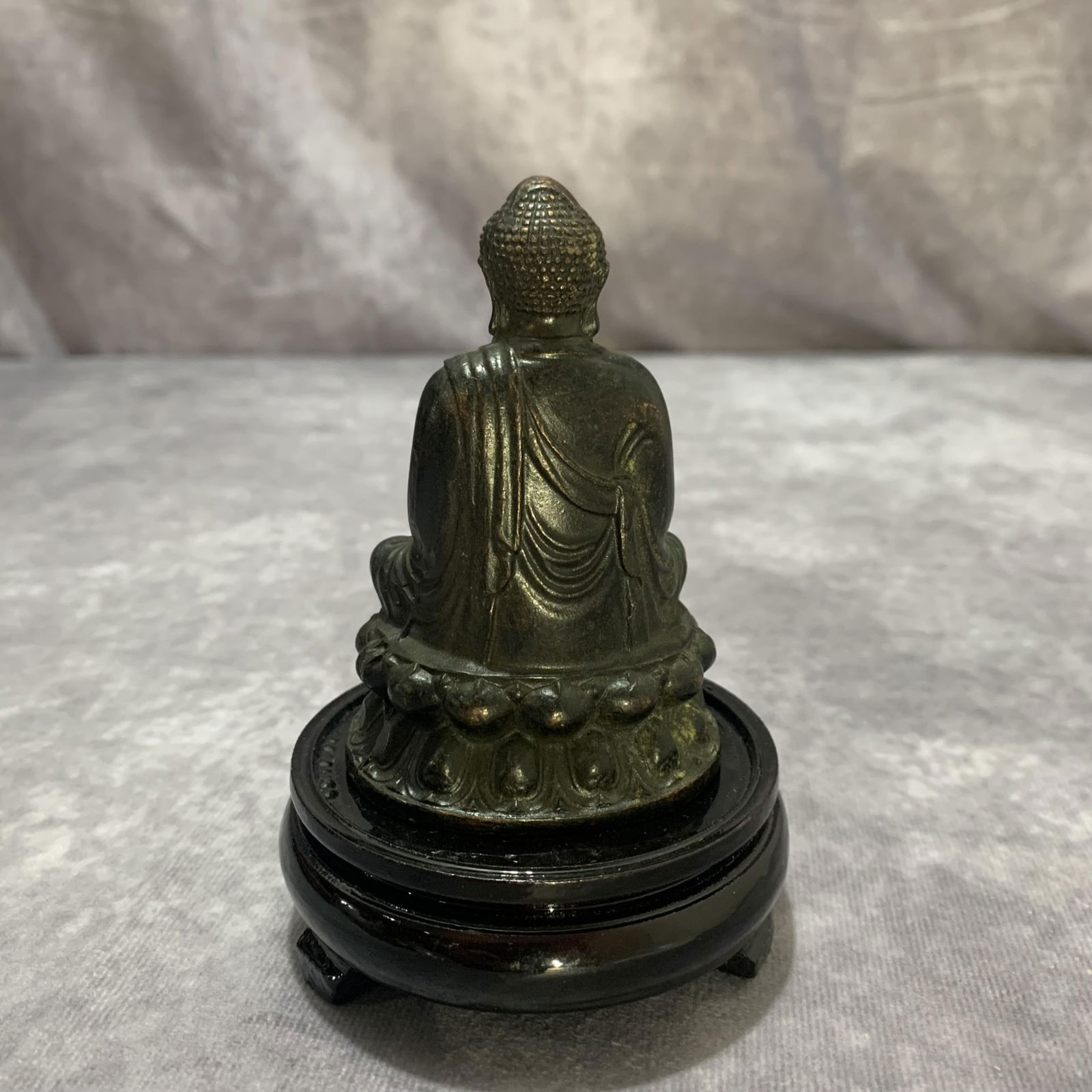 A FINE SMALL TIBETAN BUDDHIST STATUES - 3