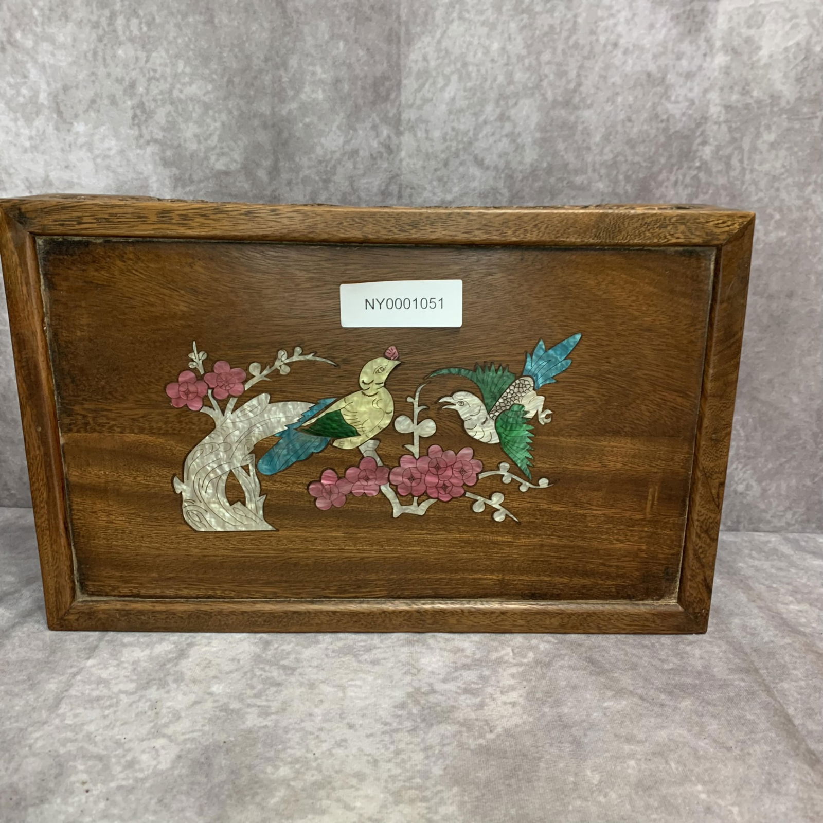 A FINE BOXWOOD MADE SMALL TABLE INLAY WITH SHELL - 9