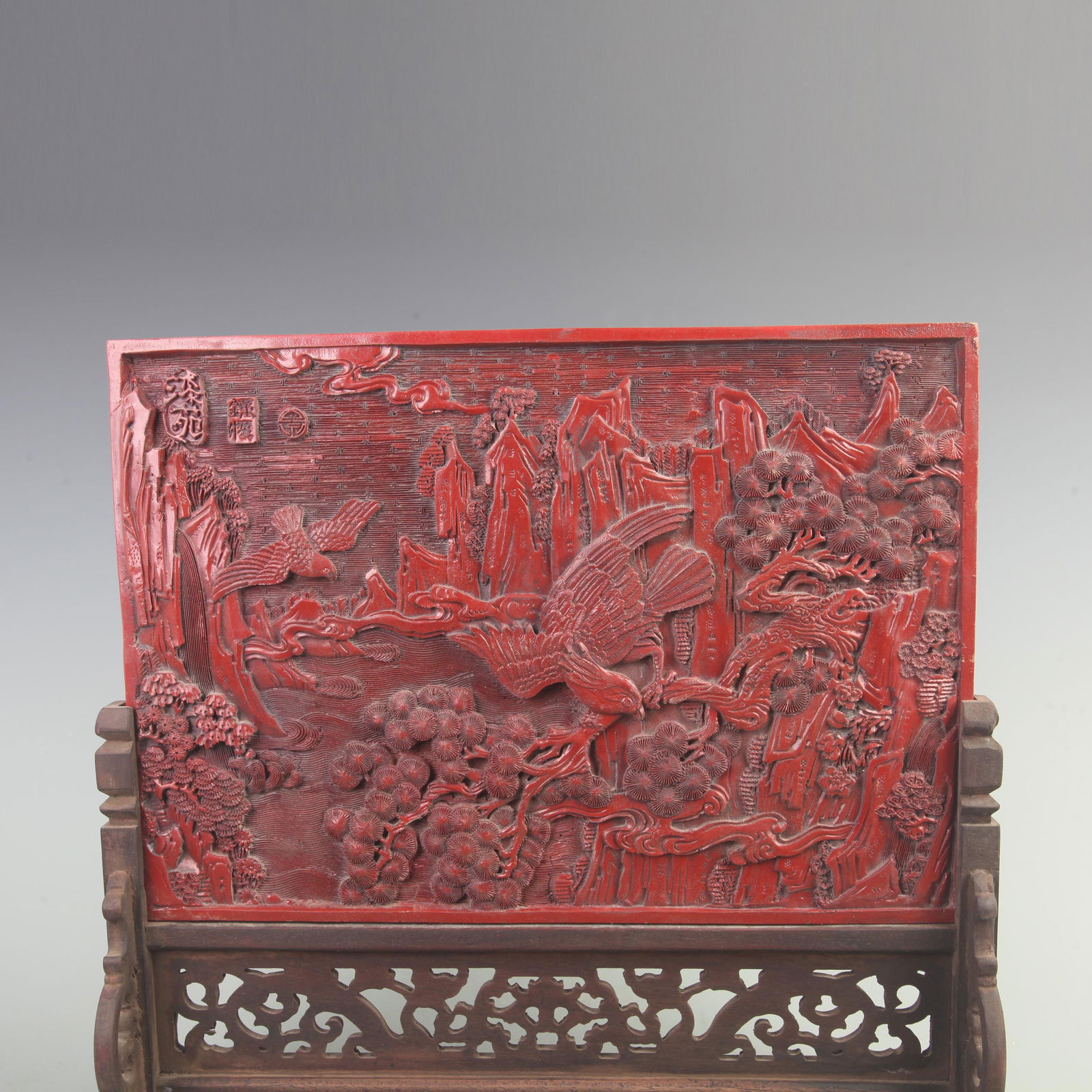 RARE RED CARVED LACQUER FLOWER AND BIRD PATTERN TABLE SCREEN - 2