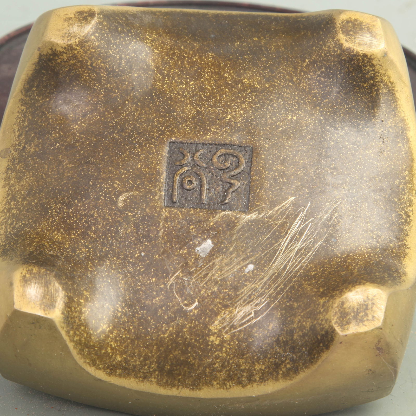 BRONZE FOUR-FOOTED INCENSE BURNER - 5