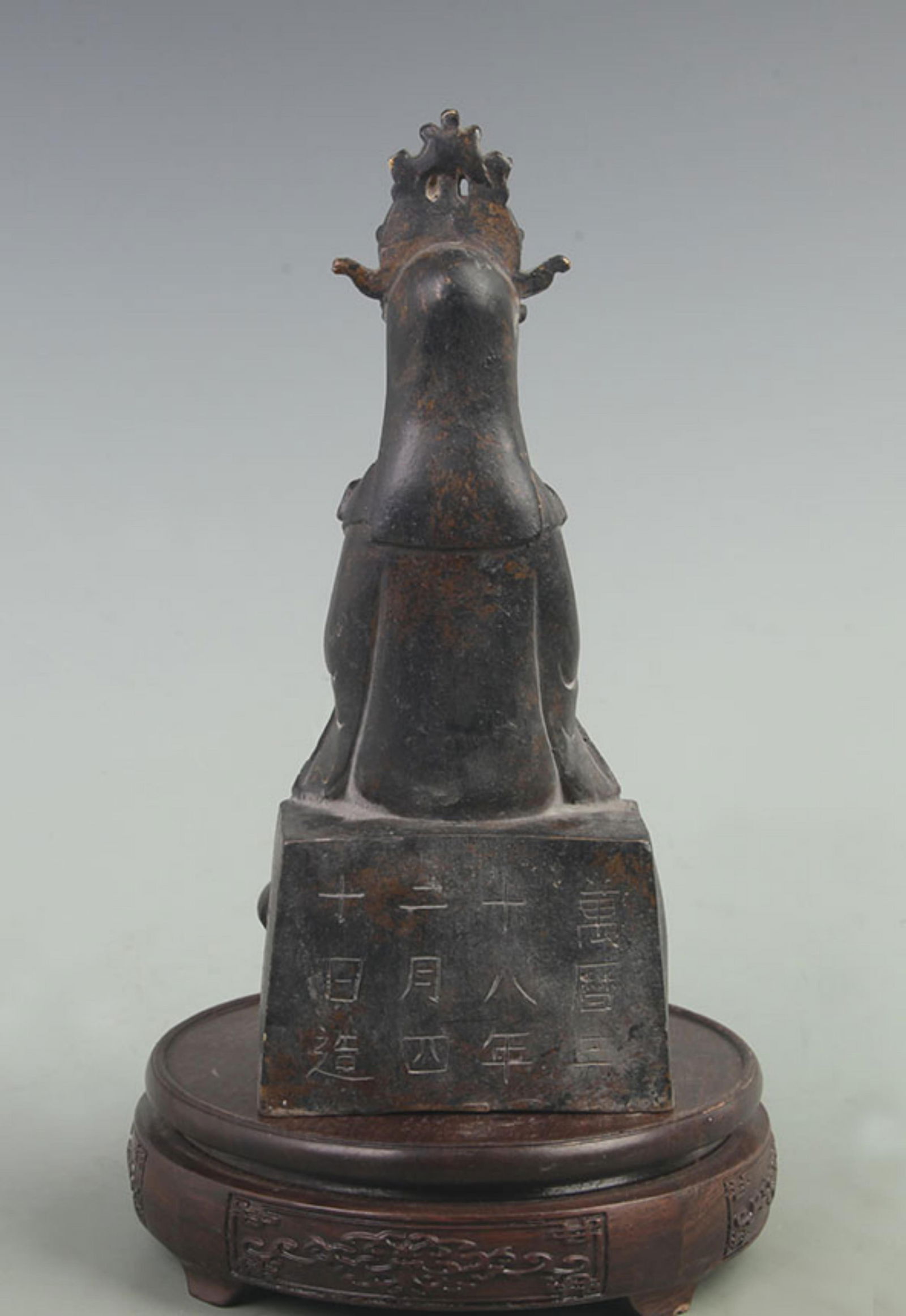 A FINE BRONZE GUANYIN STATUE - 4