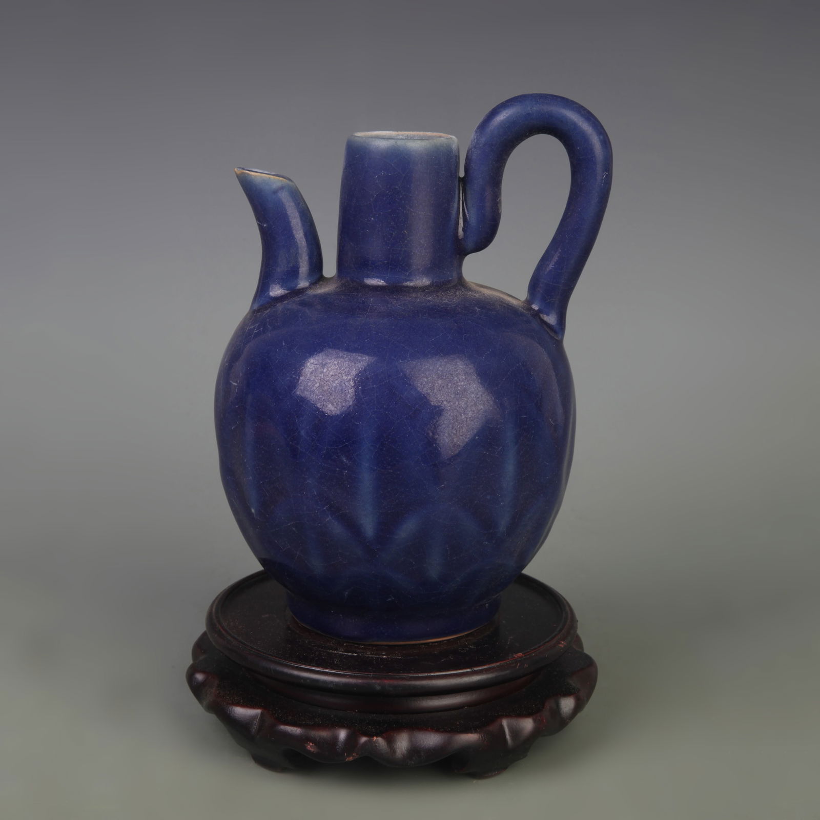 A FINE FAMILLE ROSE TIAN-CHARACTER PORCELAIN JAR: Ming Dynasty; High: 4.8 inch; Diameter: 4.6 inch