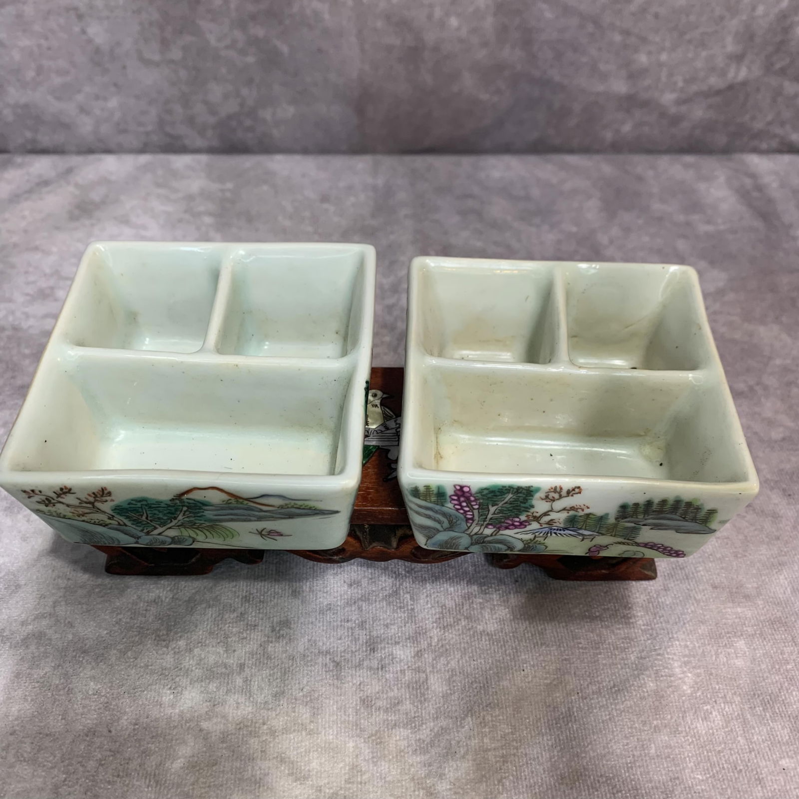 PAIR OF LANDSCAPING PATTERN SQUARE PORCELAIN CUP: 20th Century; High: 1.7 inch; Width: 3.4 inch; Long: 3.4 inch