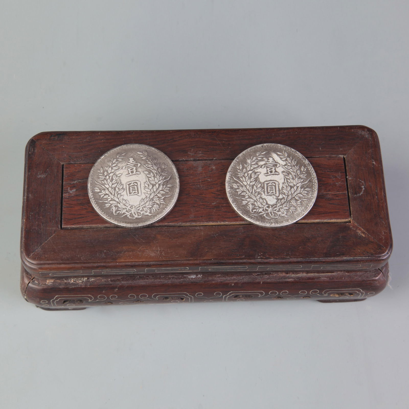 GROUP OF TWO OLD CHINESE COIN “REPUBLIC PERIOD": Republic Period, Diameter:1.8