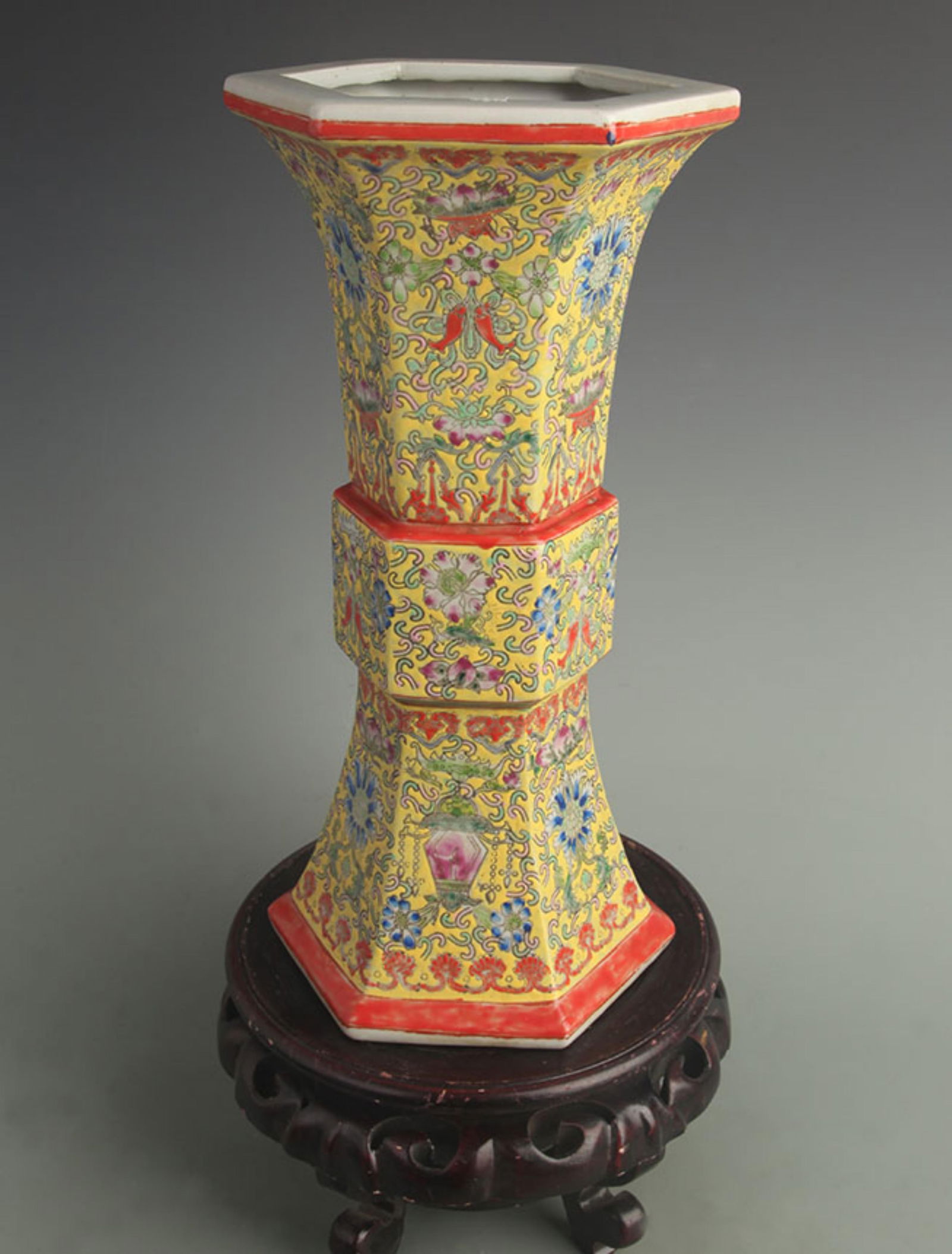 YELLOW GROUND FAMILLE ROSE PORCELAIN FLOWER VASE: Qing Dynasty Yong Zheng Period; High: 14.5 inch; Diameter: 7.30 inch;