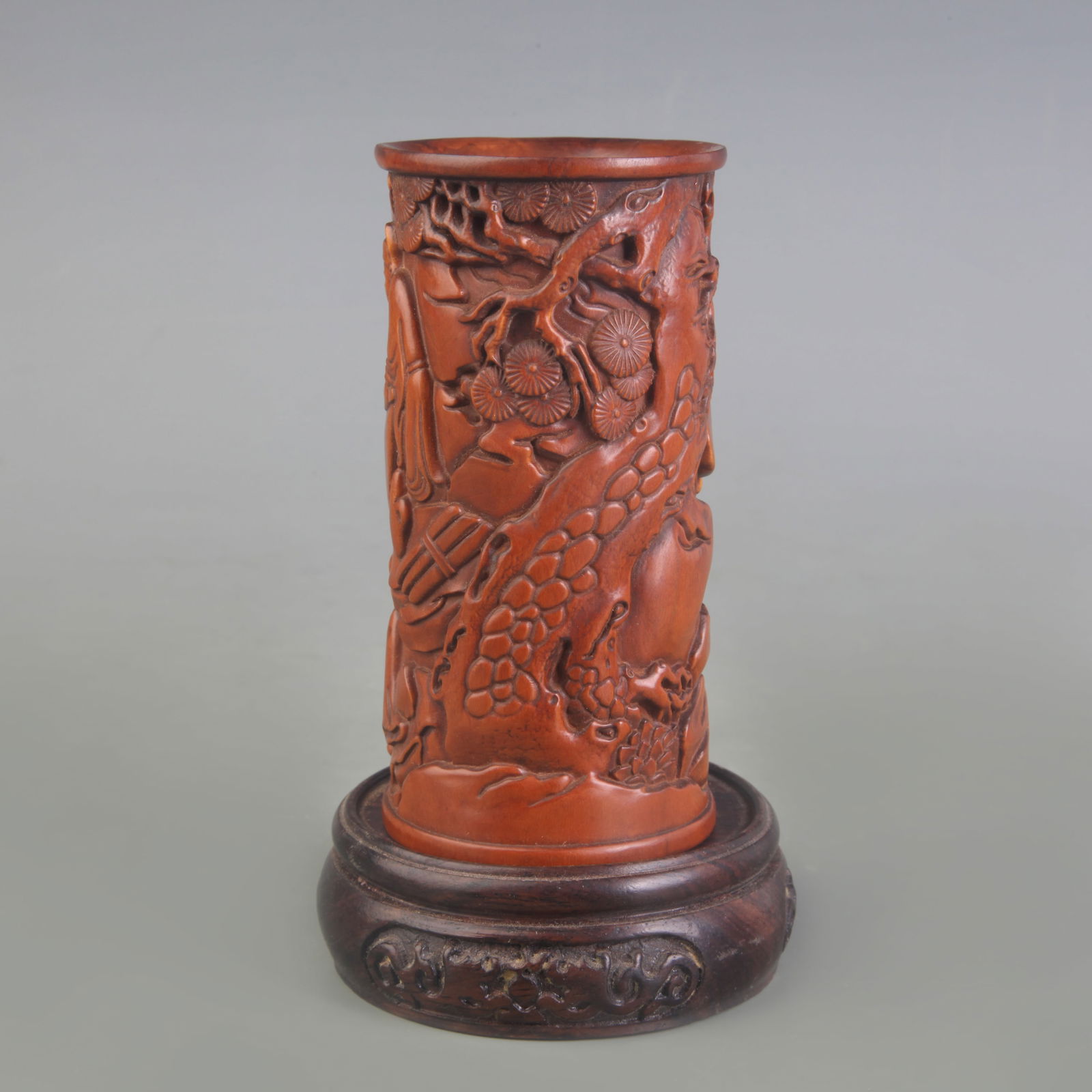 BOXWOOD CARVED FIGURE PATTERN BRUSH POT - 4