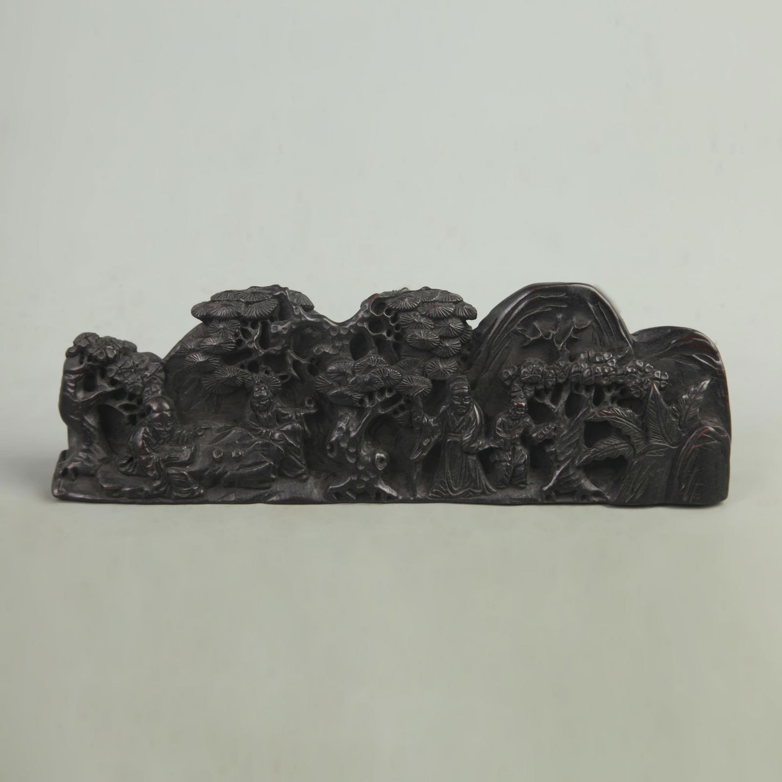 RARE RED SANDALWOOD MADE CALLIGRAPHY PEN STAND: Qing Dynasty, High: 2.8 inch; Width: 1.2 inch; Long: 9 inch;