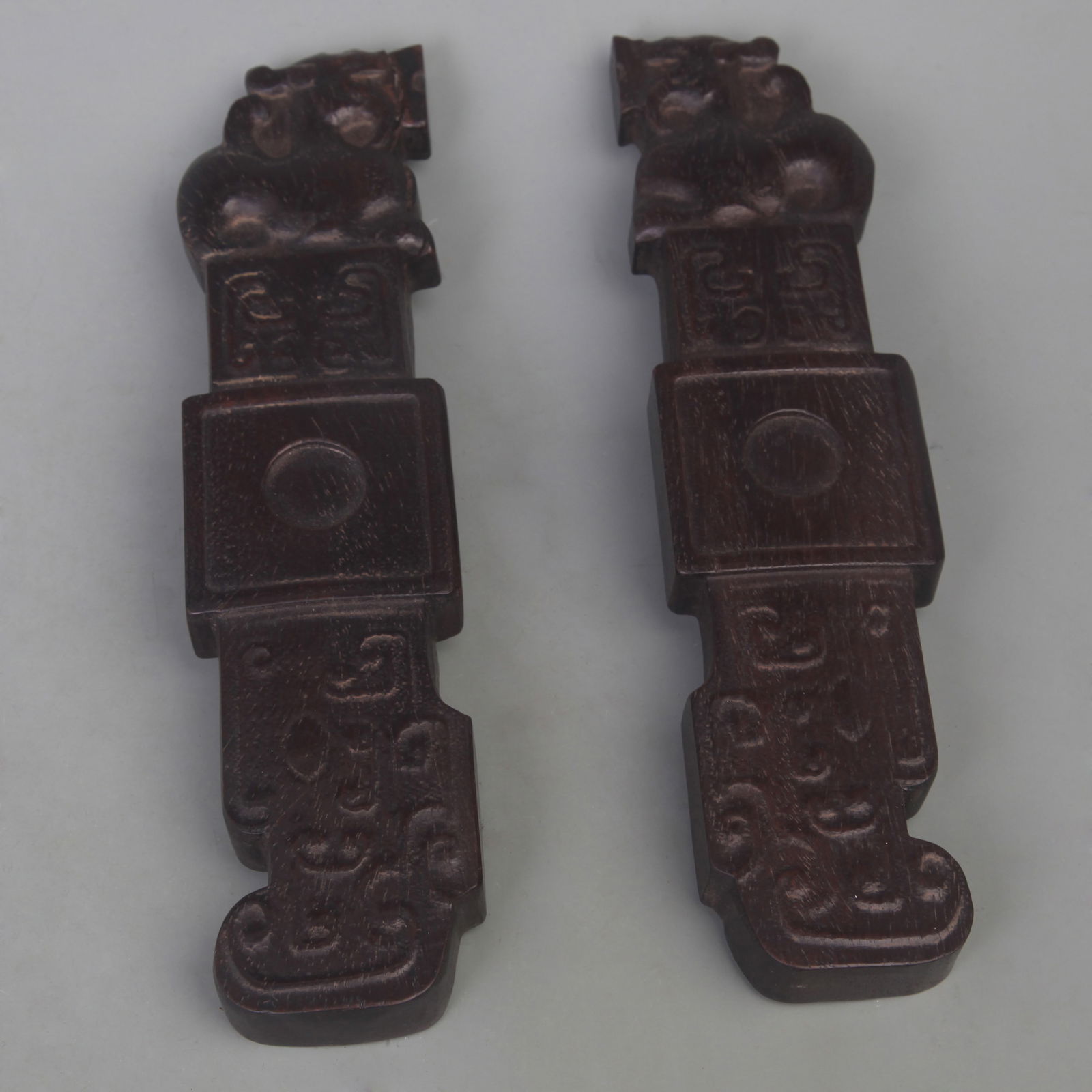 PAIR OF OLD REDWOOD MADE PAPERWEIGHTS: Qing Dynasty, Long: 8.8 inch; Width: 2.2 inch; High: 0.8 inch;