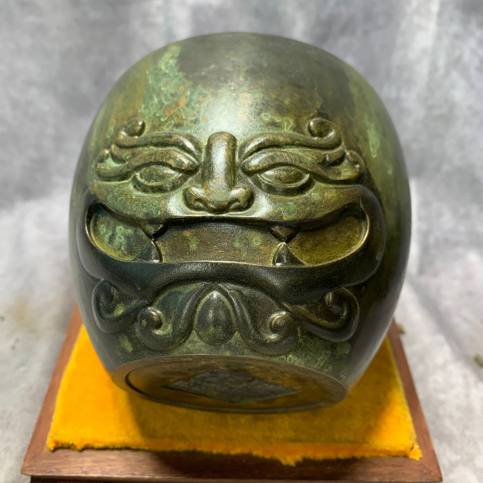 A FINE BRONZE CENSER WITH BEAST FACE PATTERNS - 3