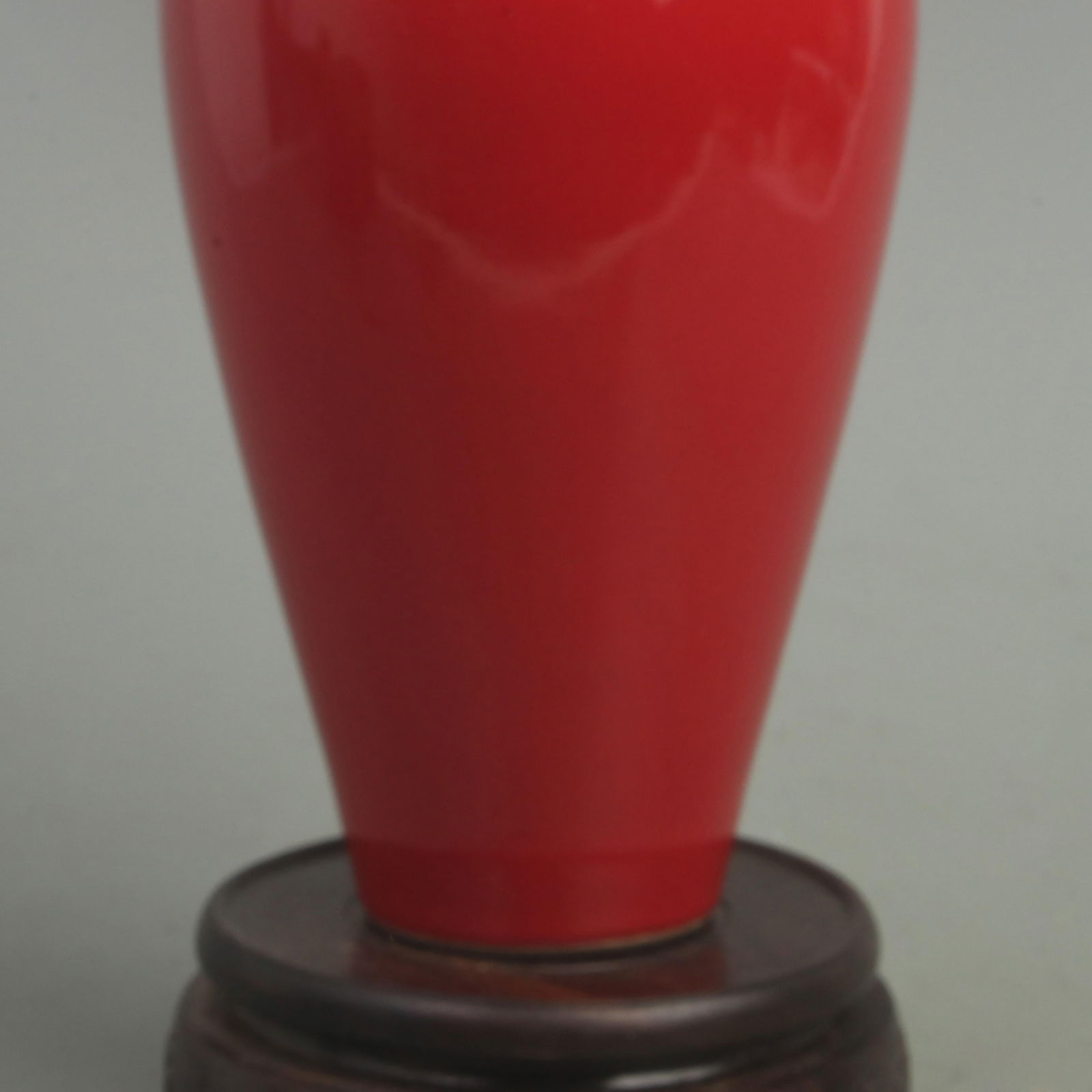 LANG YAO RED GLAZED WILLOW LEAF VASE - 3
