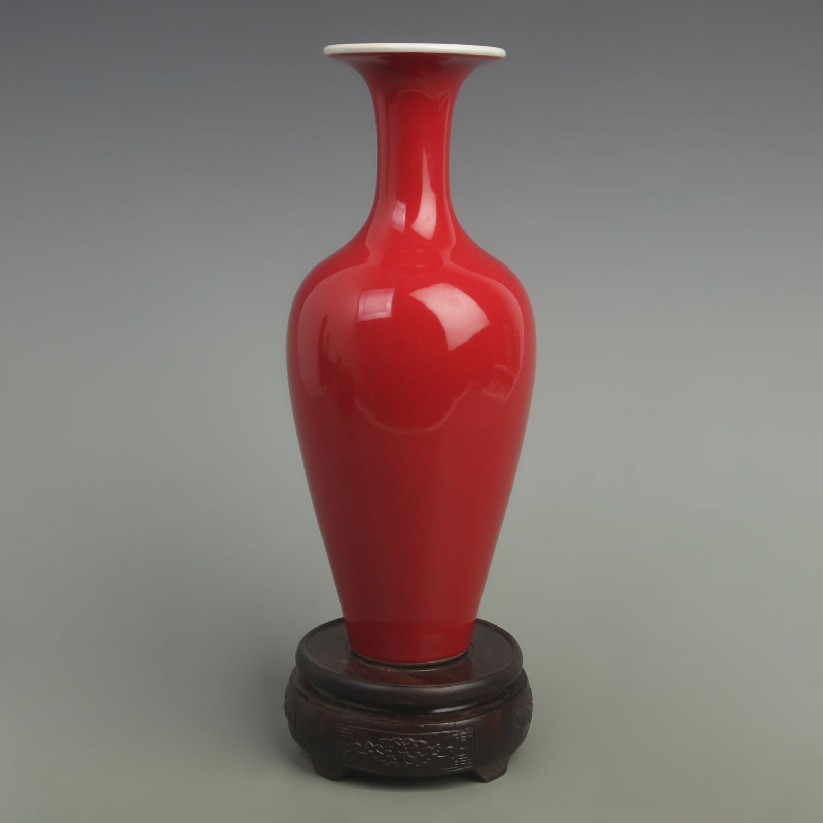 LANG YAO RED GLAZED WILLOW LEAF VASE - 4