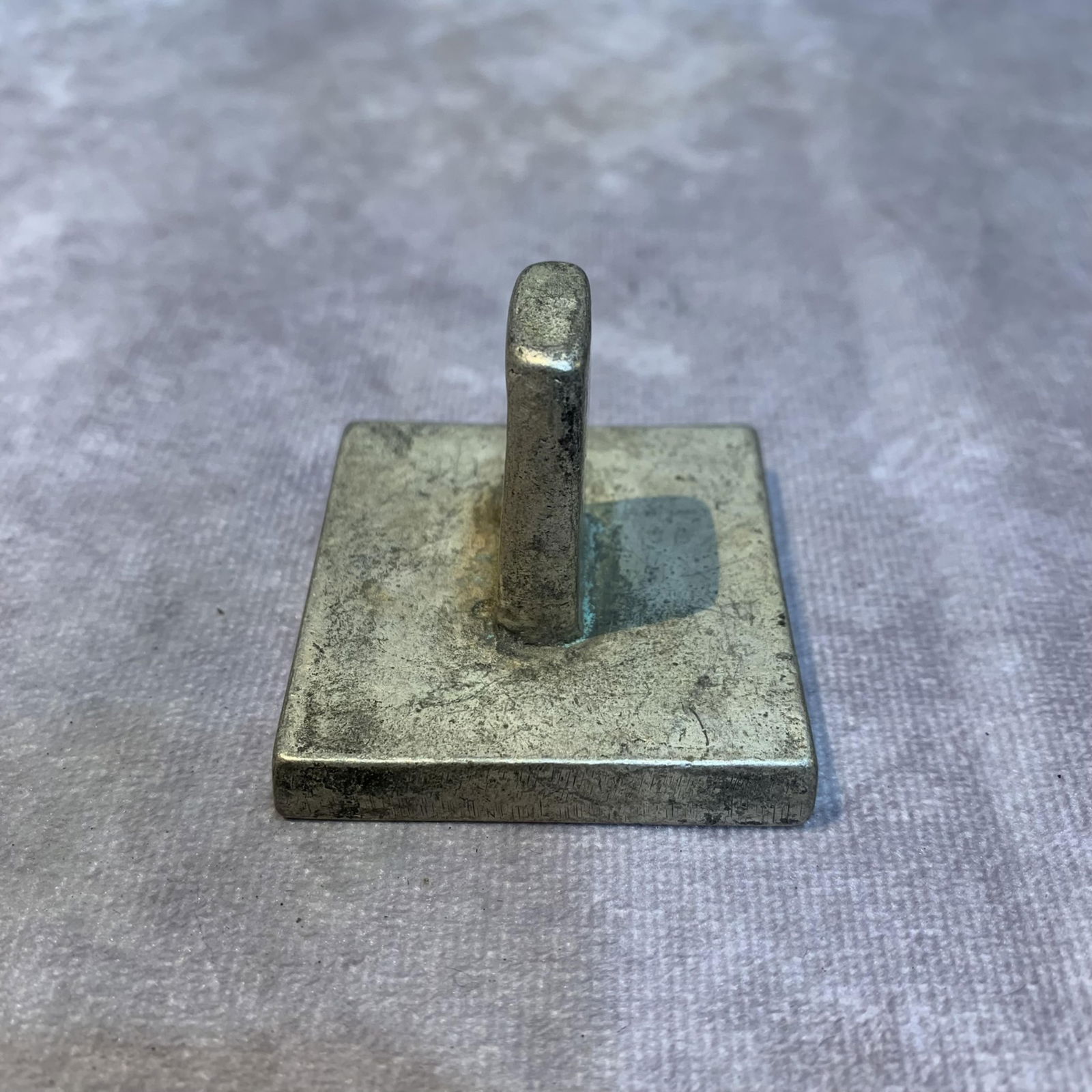 A FINE WHITE BRONZE MADE SEAL - 2