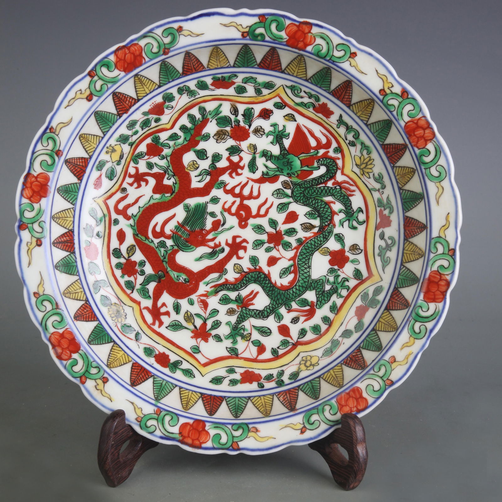 WU CAI COLOR DRAGON PATTERN PORCELAIN PLATE (1 of 5)