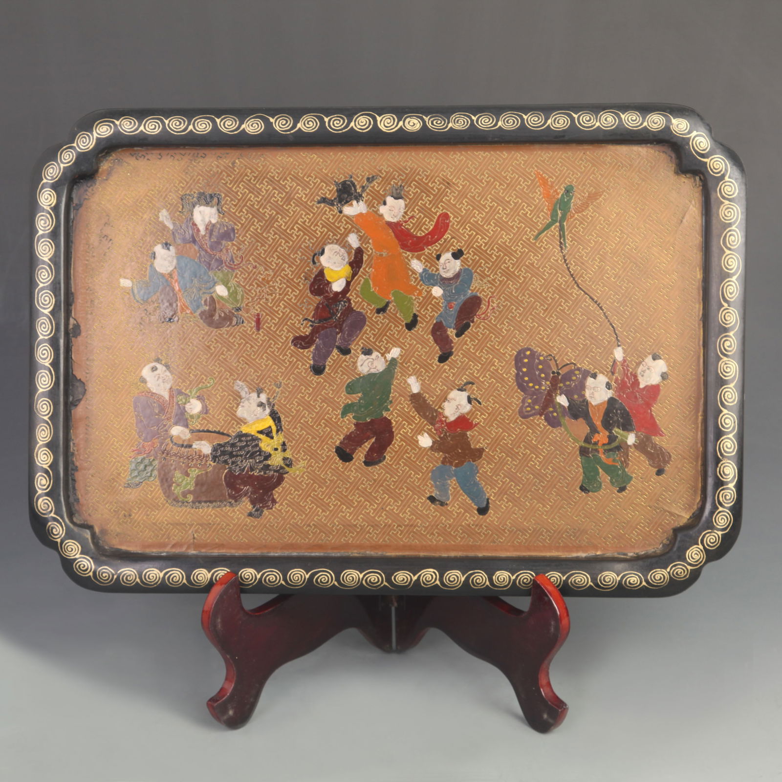 LACQUERWARE GOLD-PAINTED WOOD TRAY WITH INFANT PLAYING PATTERN: Qing Dynasty; High: 1.50 inch; Width: 10.5 inch;Long: 15.5 inch;