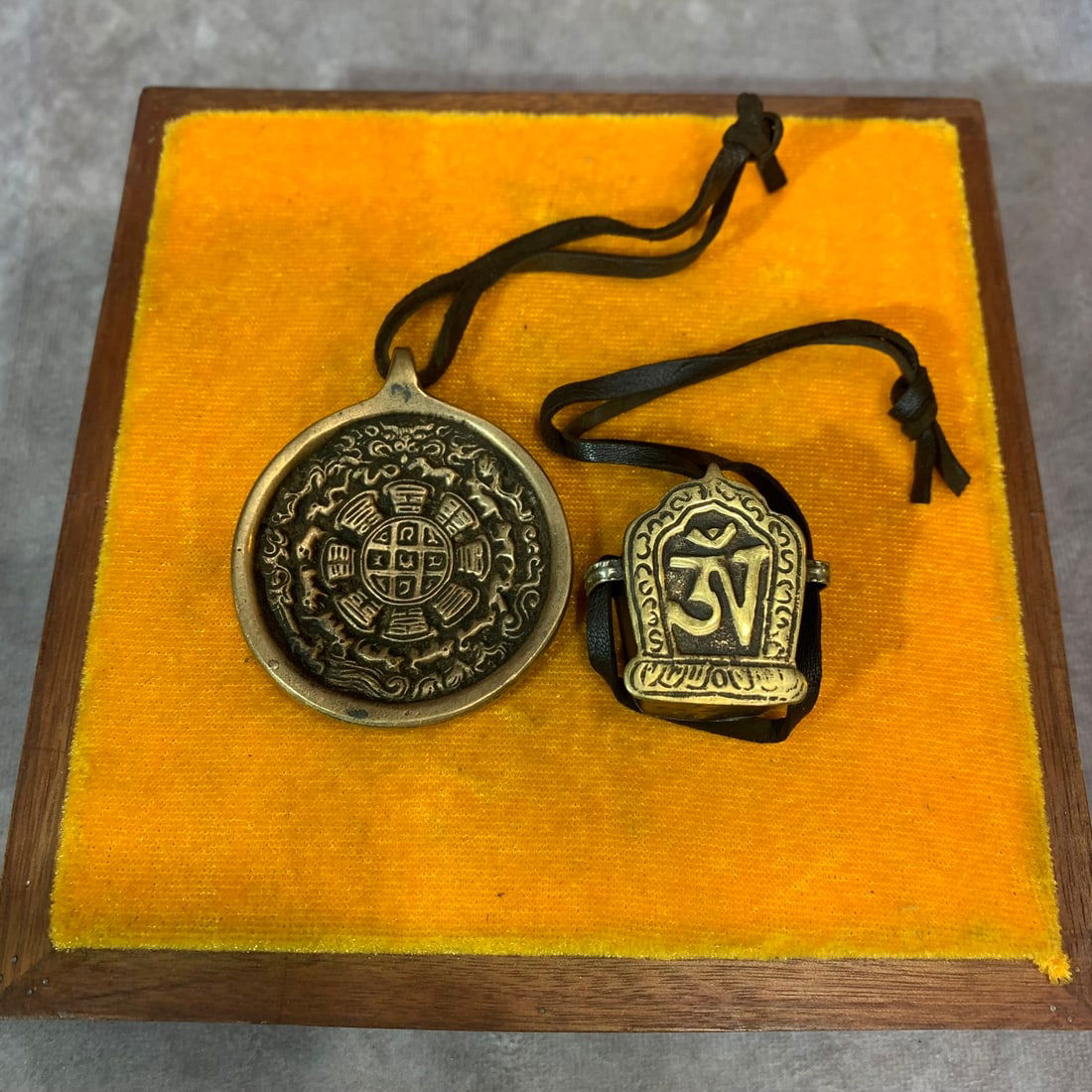 SET OF TIBETAN BUDDHISM RITUAL INSTRUMENTS: High: 0.8 inch; Diameter: 2.0 inch;