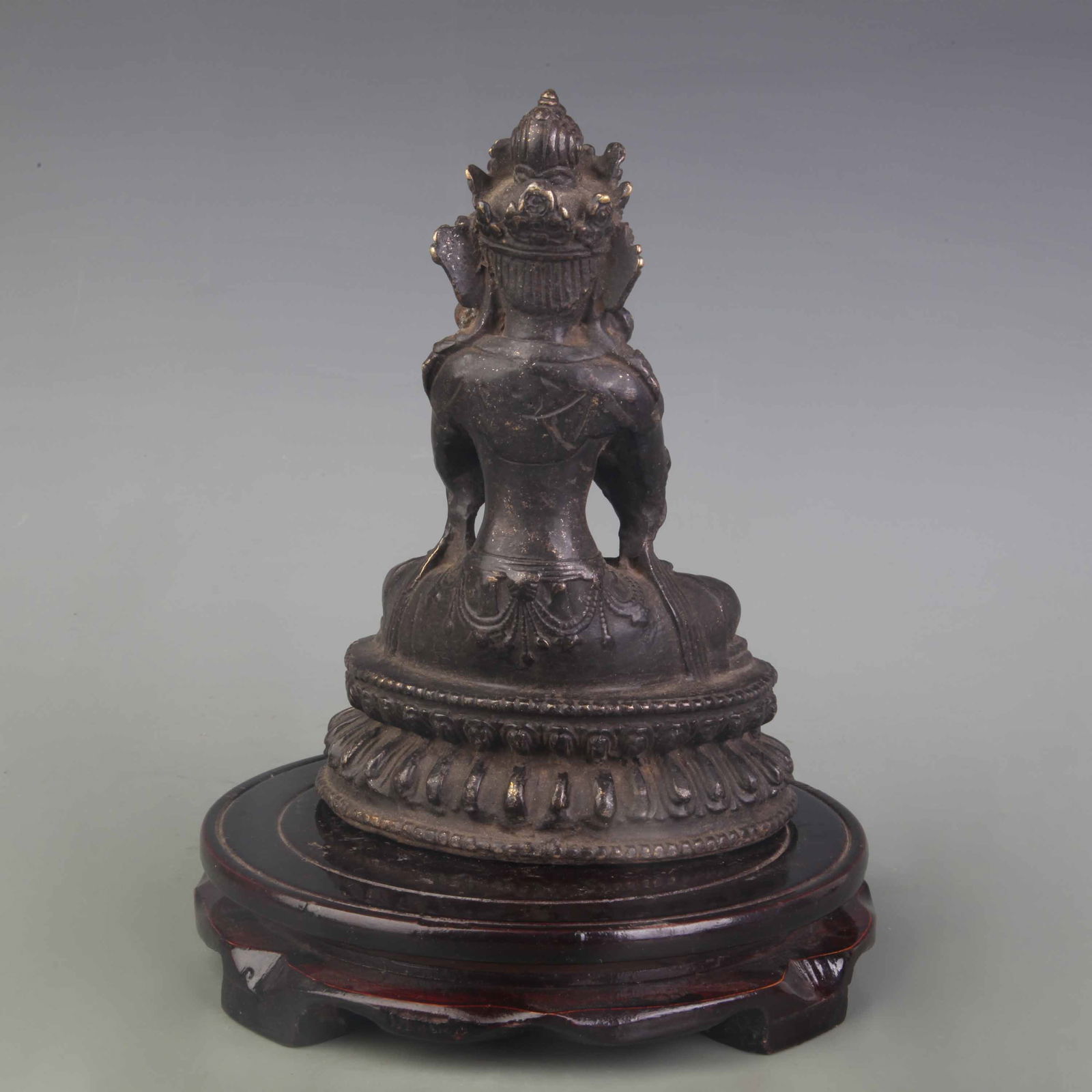 A FINELY MADE BUDDHA STATUE - 4
