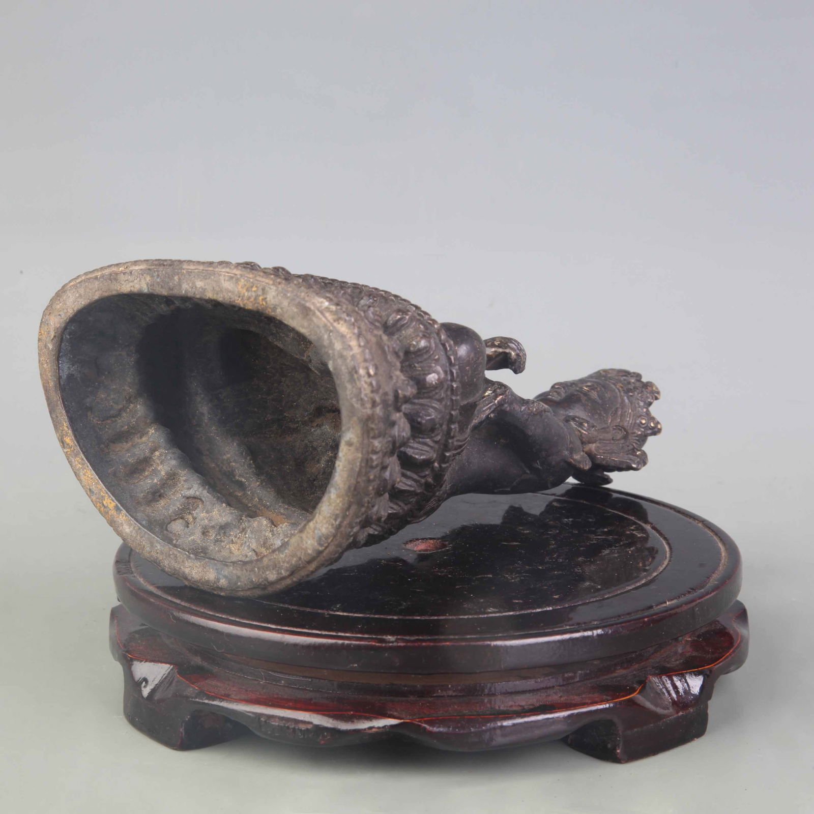 A FINELY MADE BUDDHA STATUE - 5