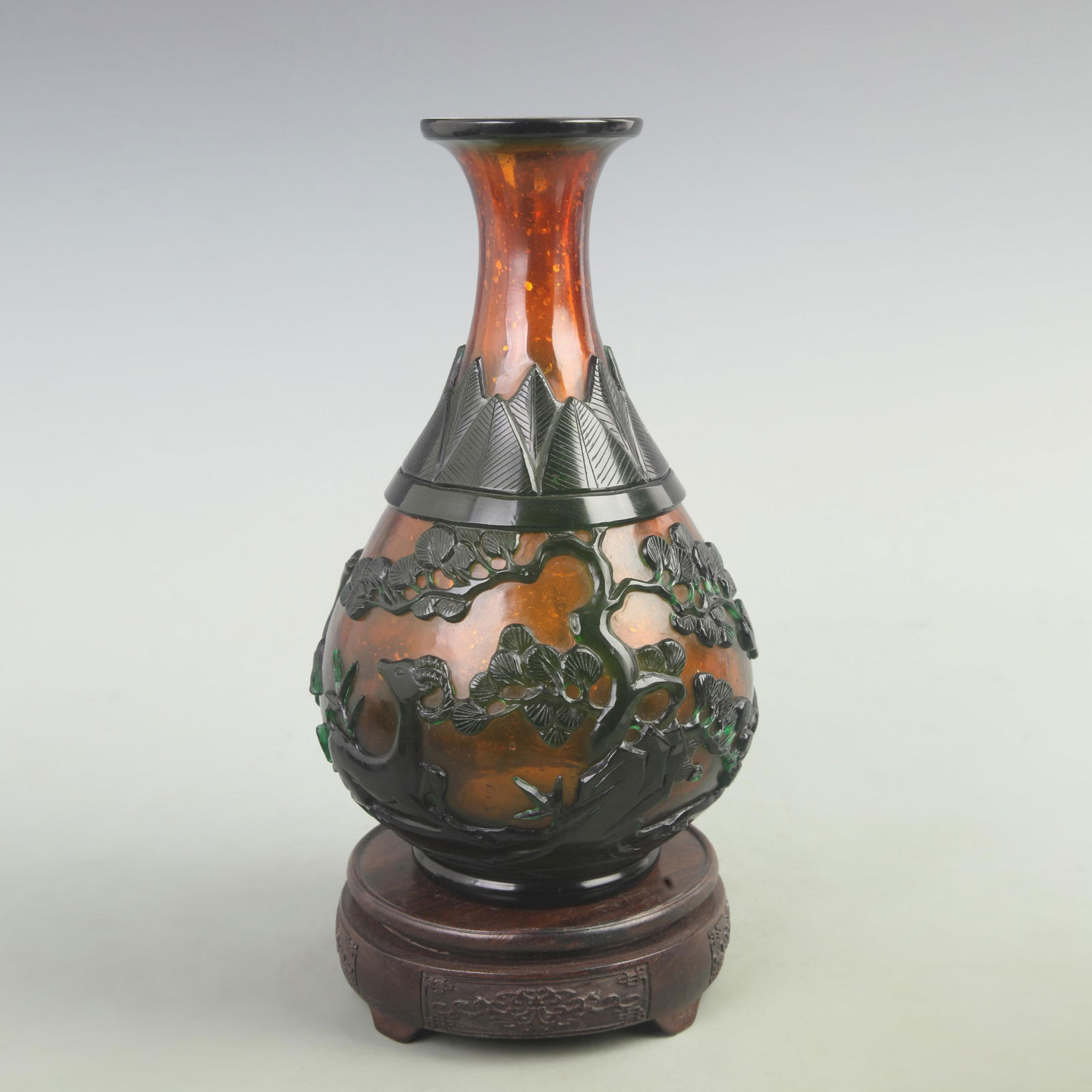 RARE FINE FLOWER AND BIRD PATTERN GLASS BOTTLE: 19th Century; High: 10 inch; Diameter: 3.2 inch;