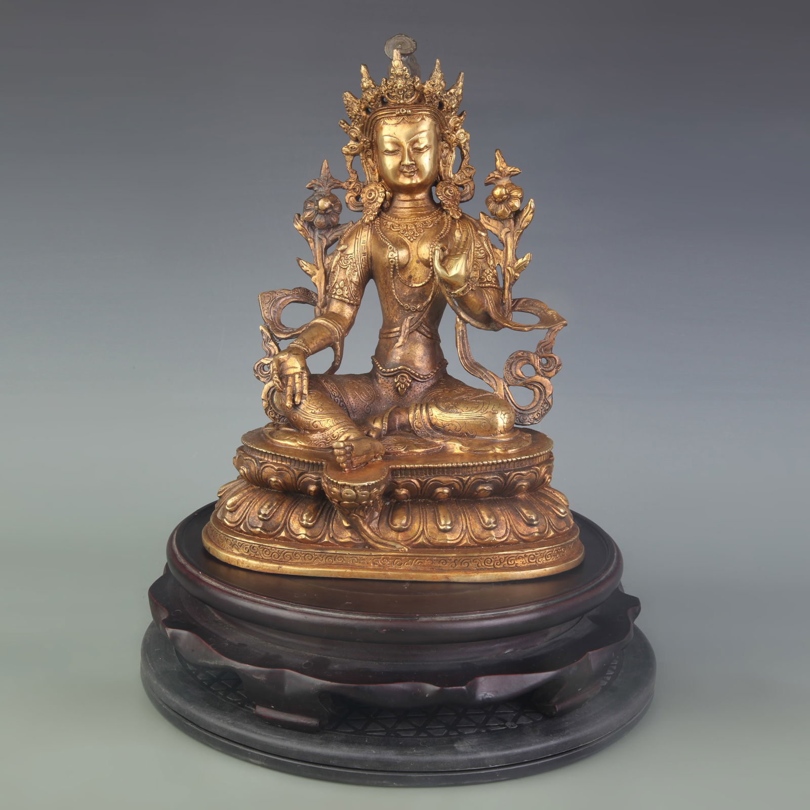 A FINE BRONZE GREEN TARA STATUE: Qing Dynasty; High: 11.6 inch