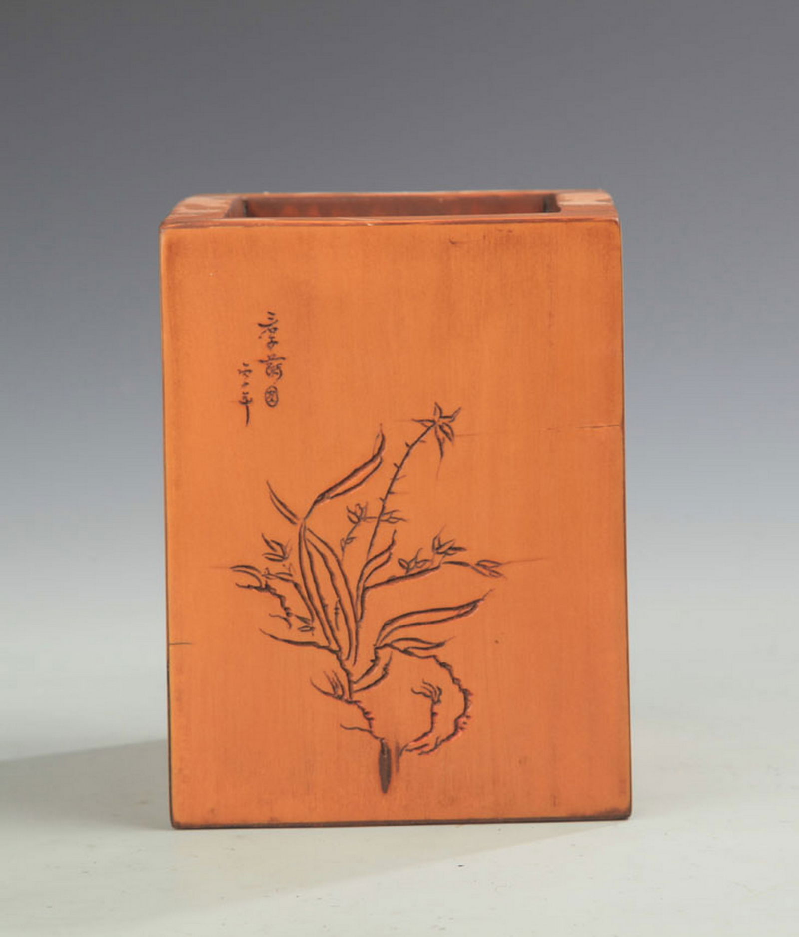 RARE BAMBOO MADE FLOWER PATTERN BRUSH HOLDER - 3