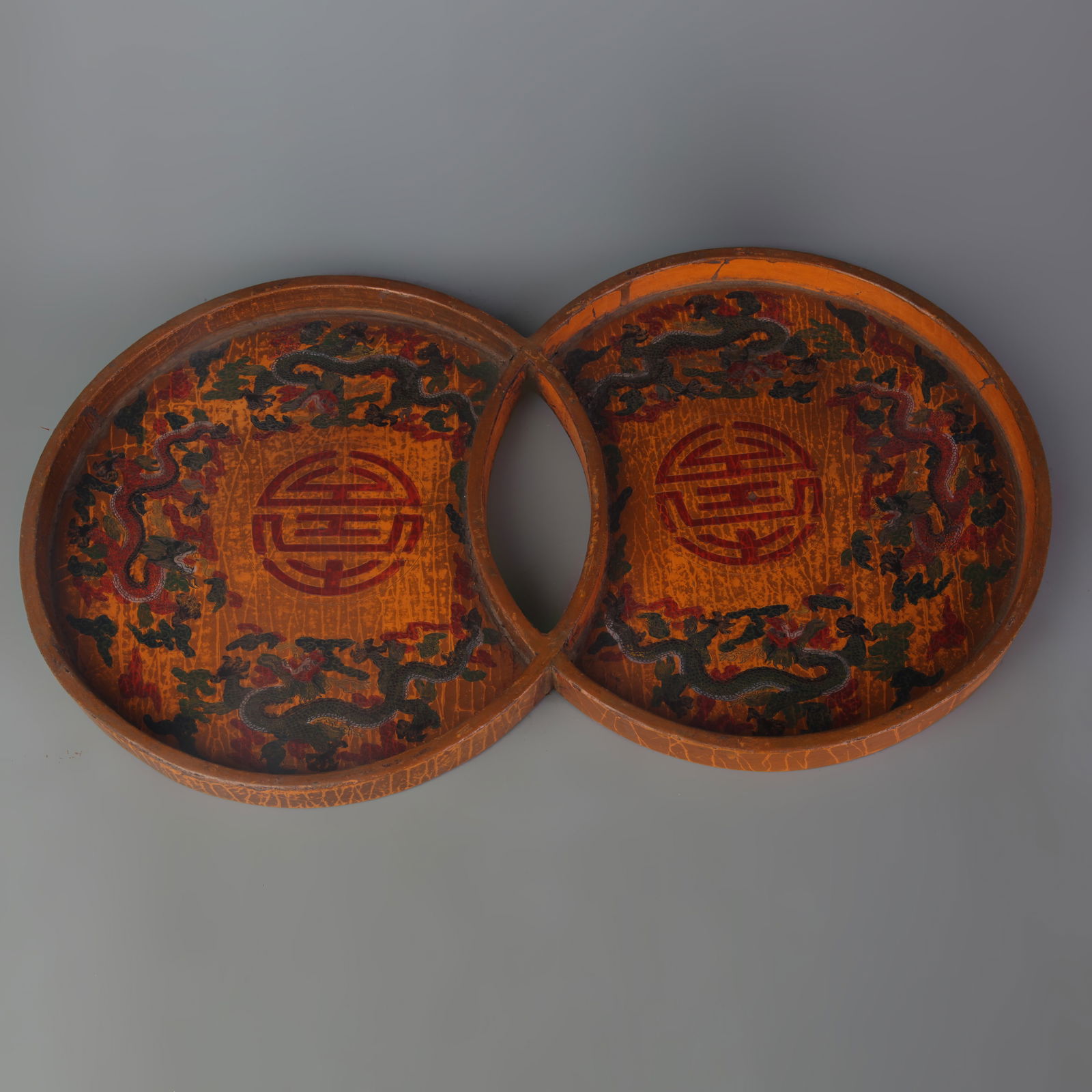 LACQUERED PAINTED DRAGON PATTERN DOUBLE ROUND WOODEN TRAY: Qing Dynasty; Long: 16.6 inch; Width: 9.4 inch; High: 0.9 inch