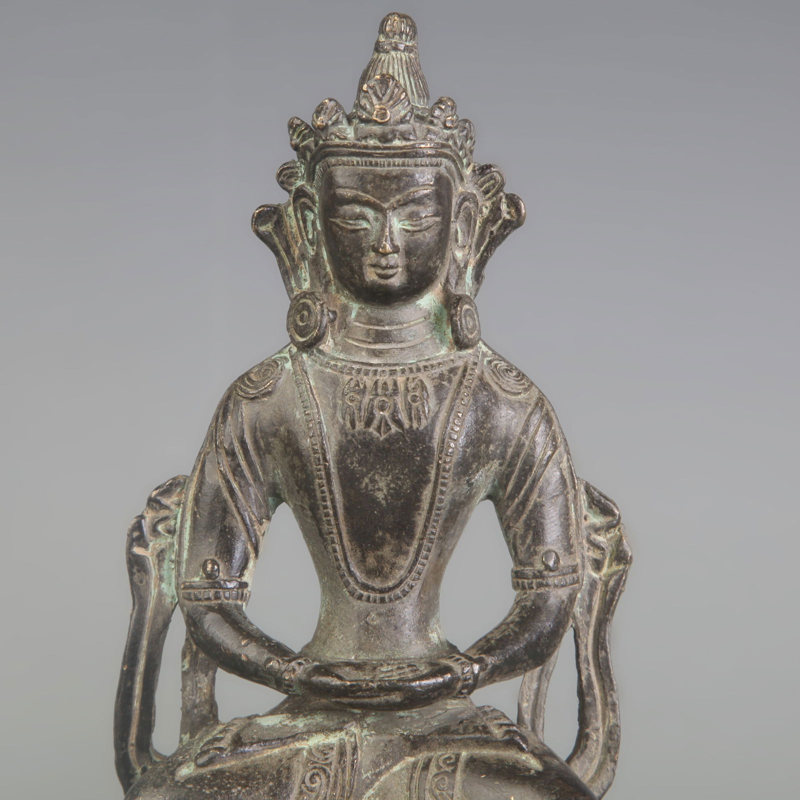 A FINE BRONZE BUDDHA STATUE - 2