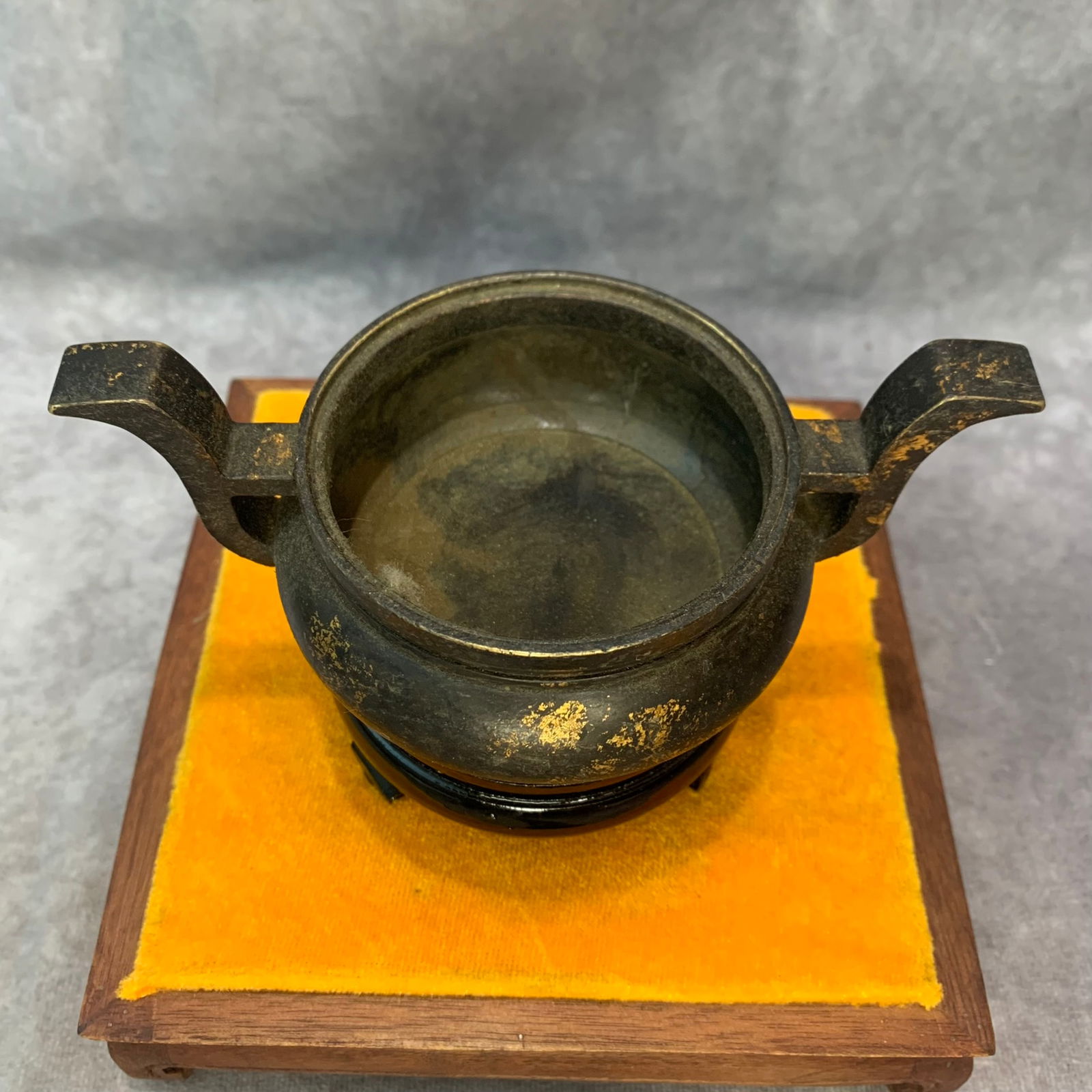 GILT BRONZE THREE-LEGGED HIGH EARED CENSER: Qing Dynasty; High: 2.6 inch; Diameter: 3.6 inch; Long: 5.6 inch
