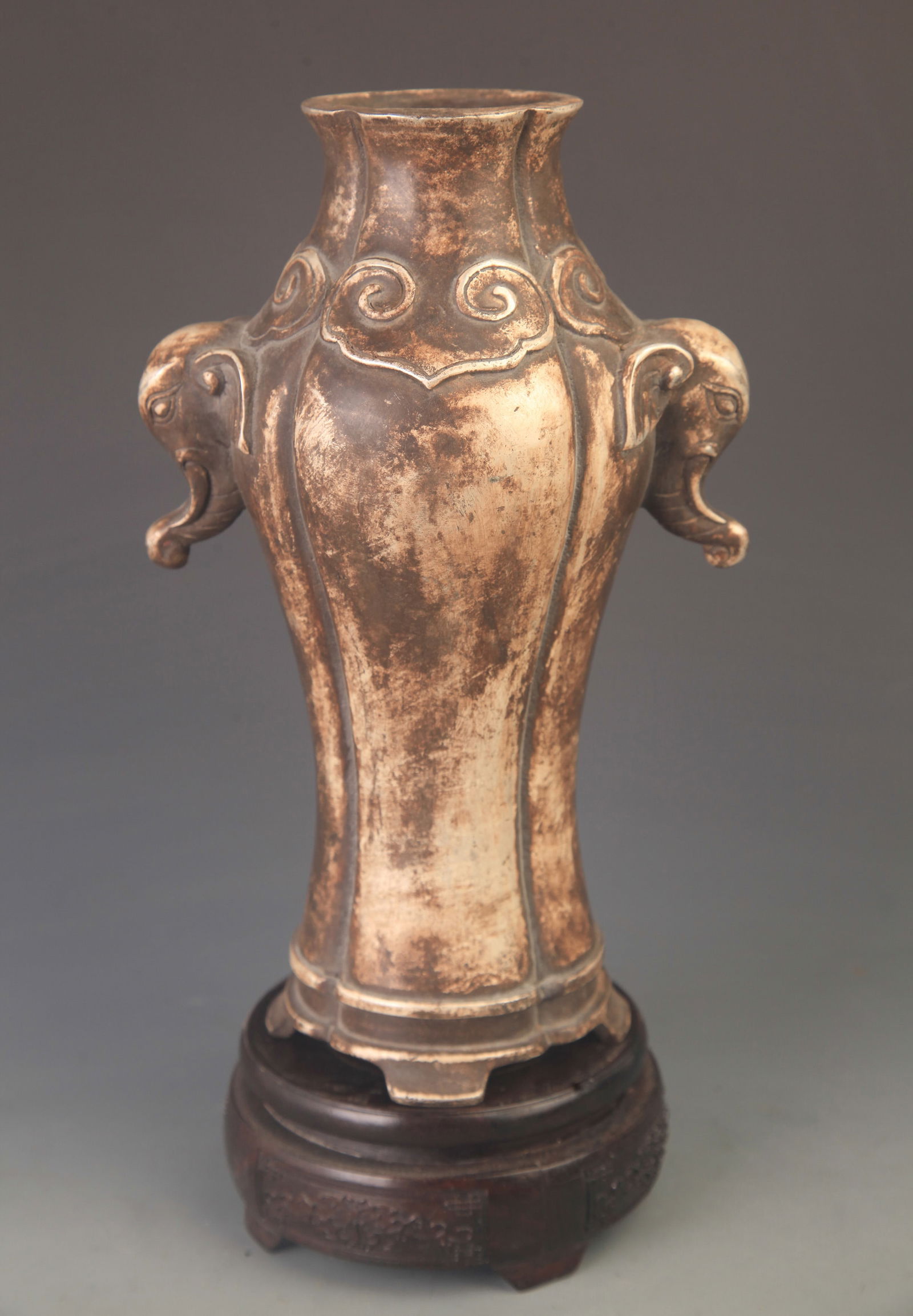 RARE SILVER PLATED ELEPHANT HANDLE VASE - 4