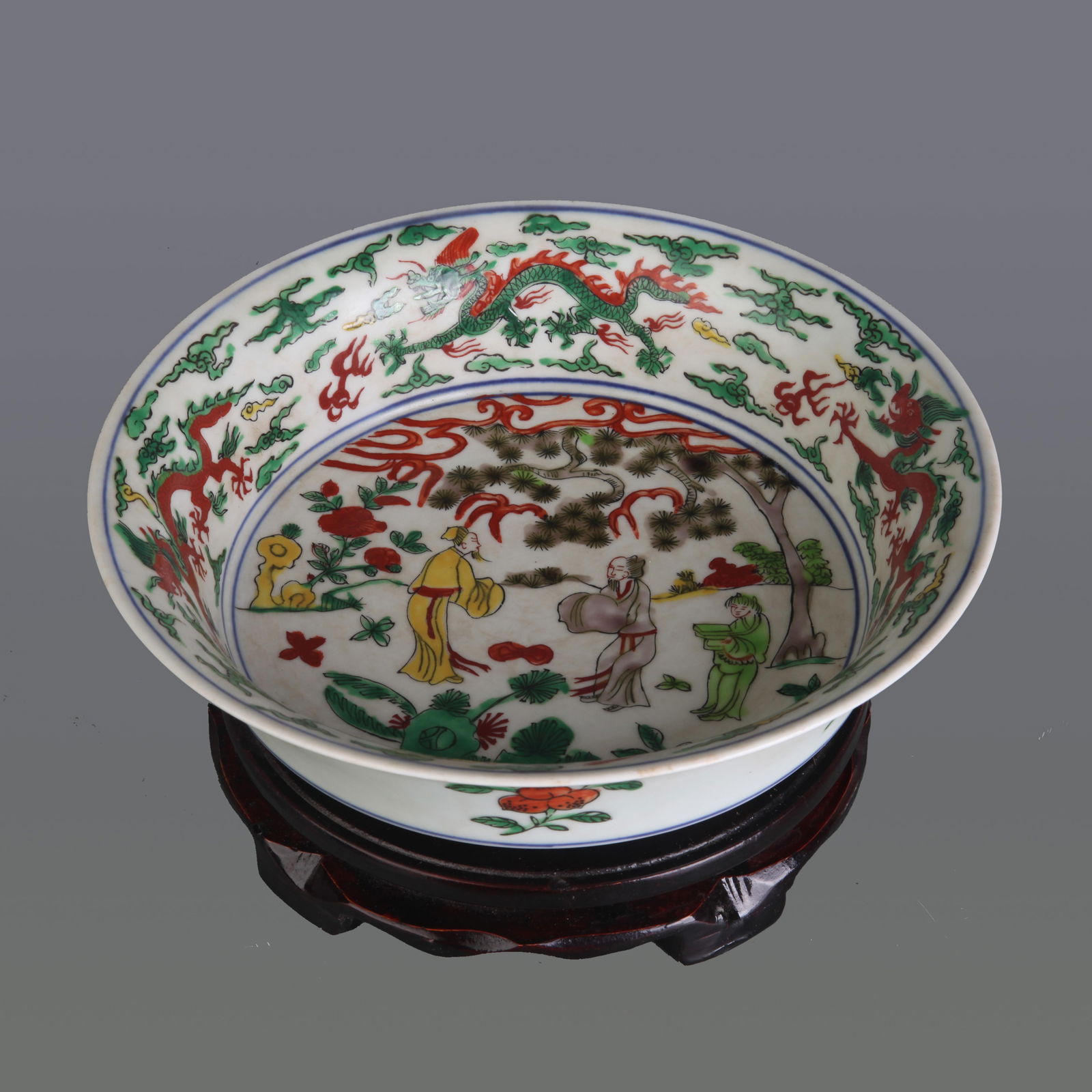 A FINE FIVE-COLORED FIGURE PATTERN PORCELAIN PLATE - 2