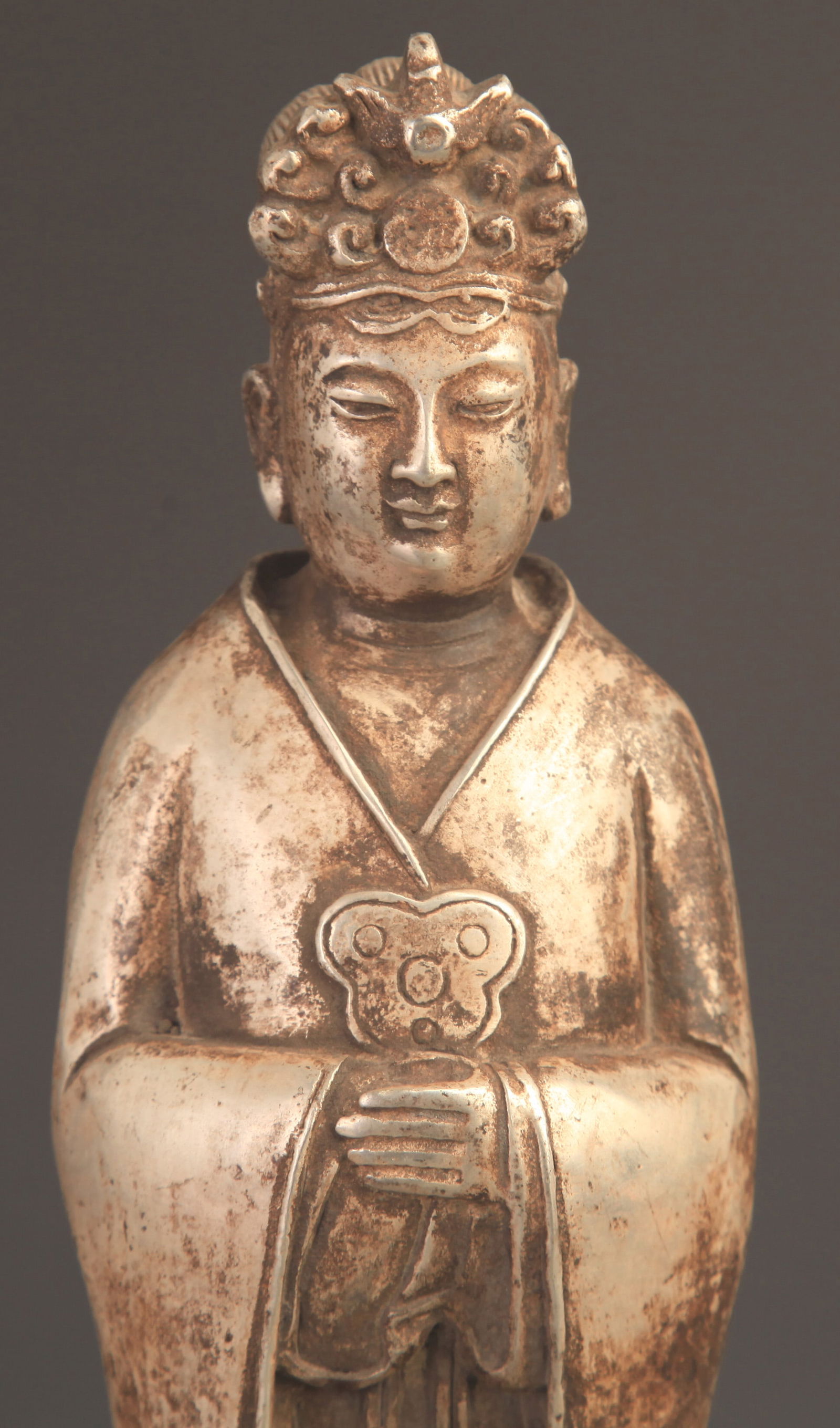 RARE SILVER PLATED QUEEN STATUE - 2