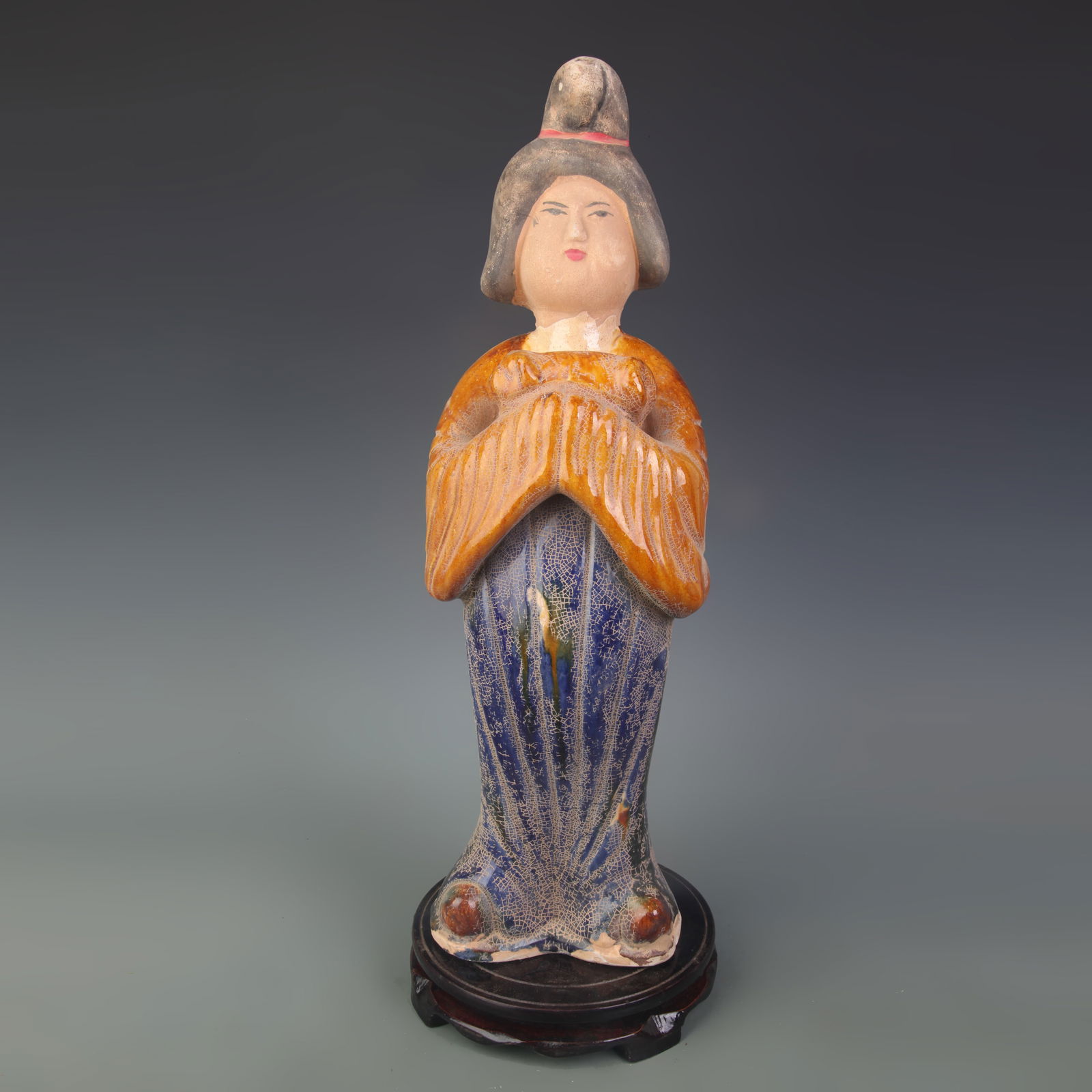 A LARGE SANCAI GLAZED COURT LADY POTTERY FIGURE: Tang Dynasty Style; High: 18.0 inch